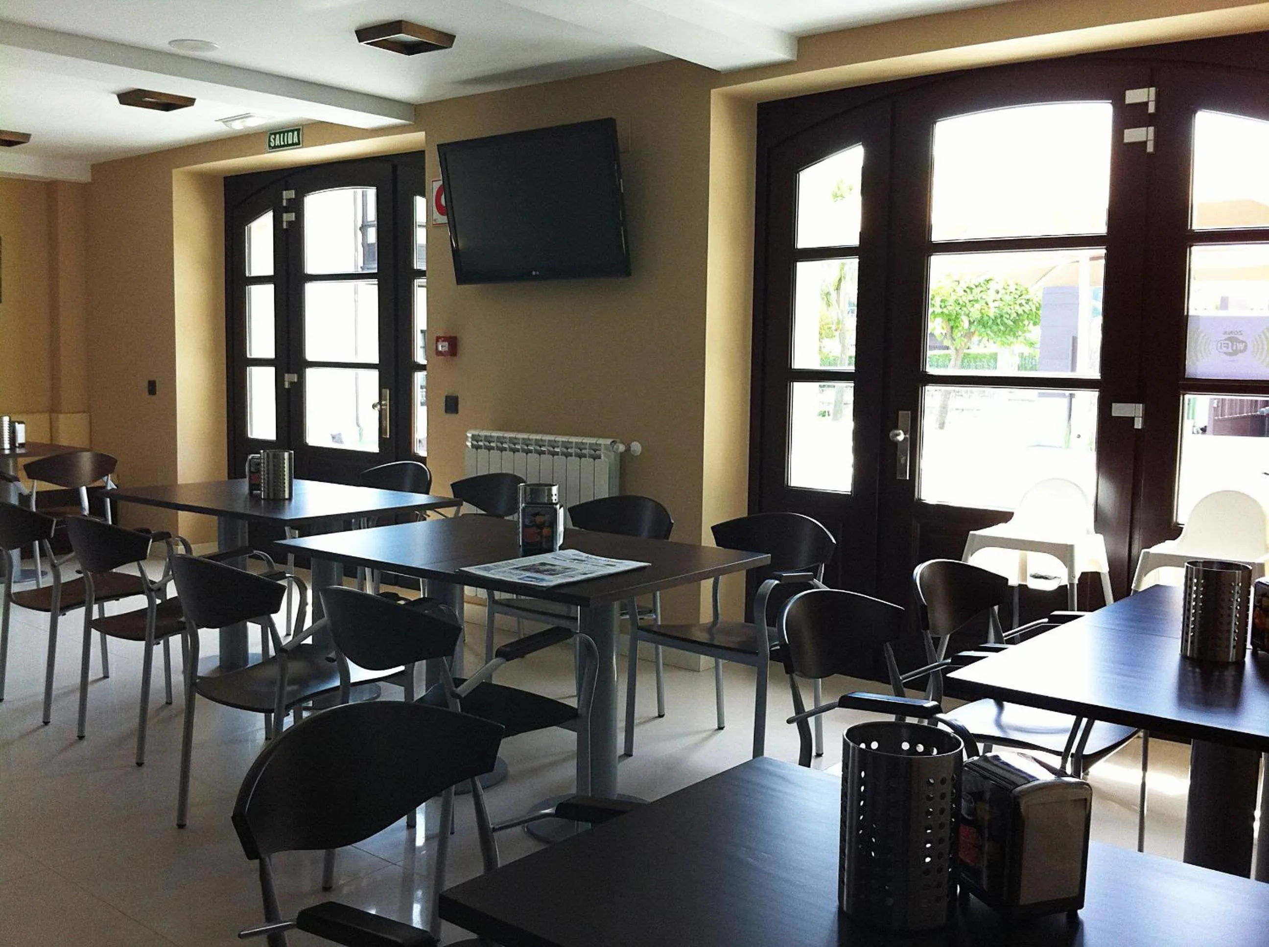 Restaurant/places to eat in Hotel Villa Marrón