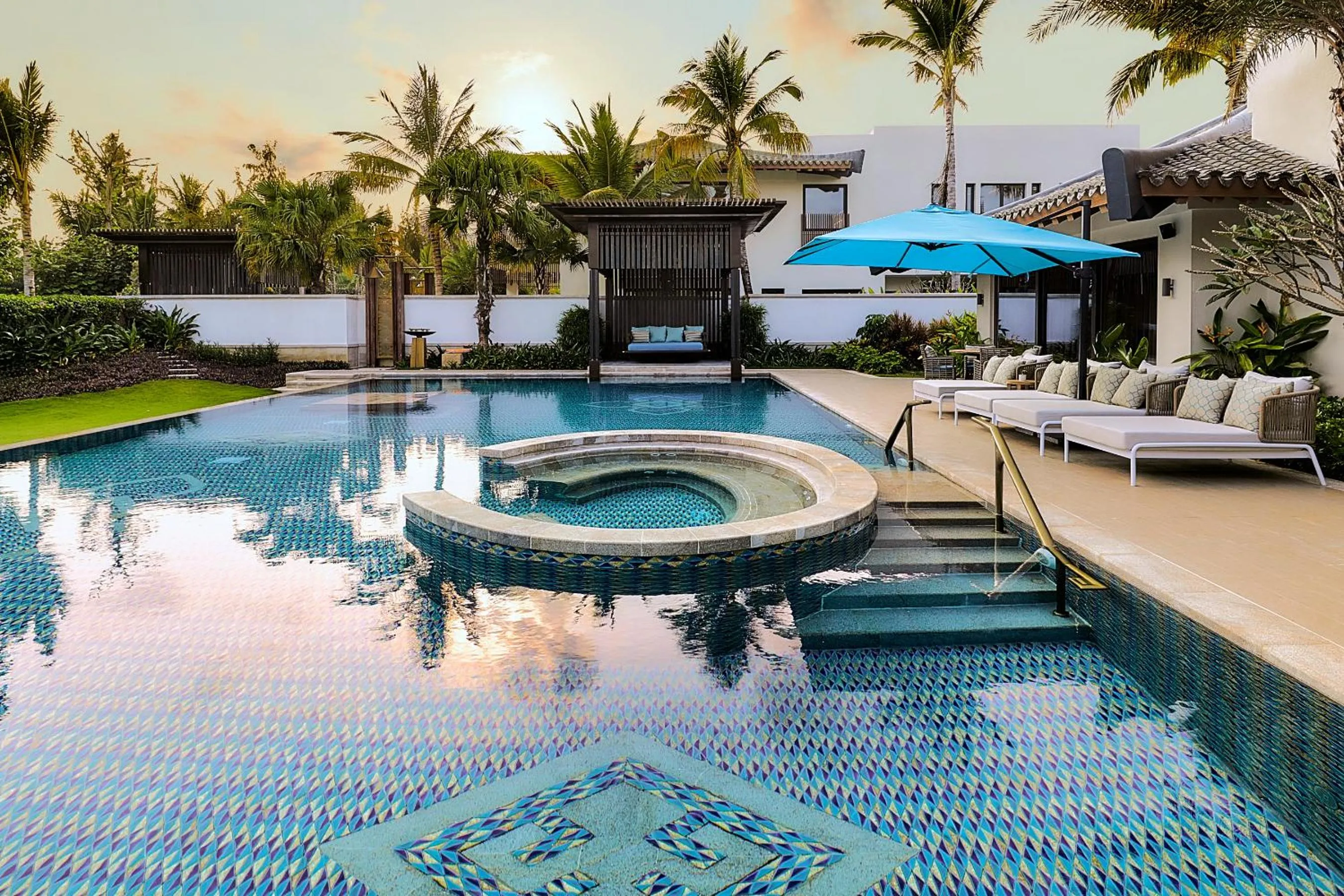 Pool view in Capella Tufu Bay, Hainan