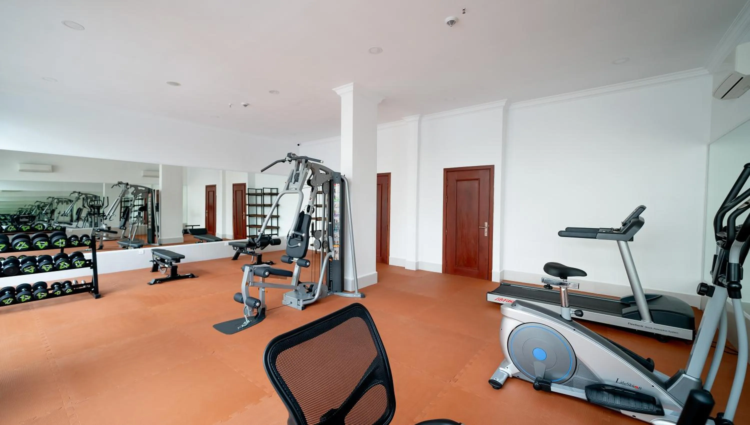 Fitness centre/facilities in Hotel De La Renaissance