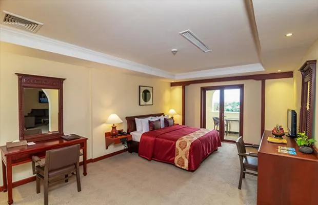 Bed in Hotel De La Renaissance