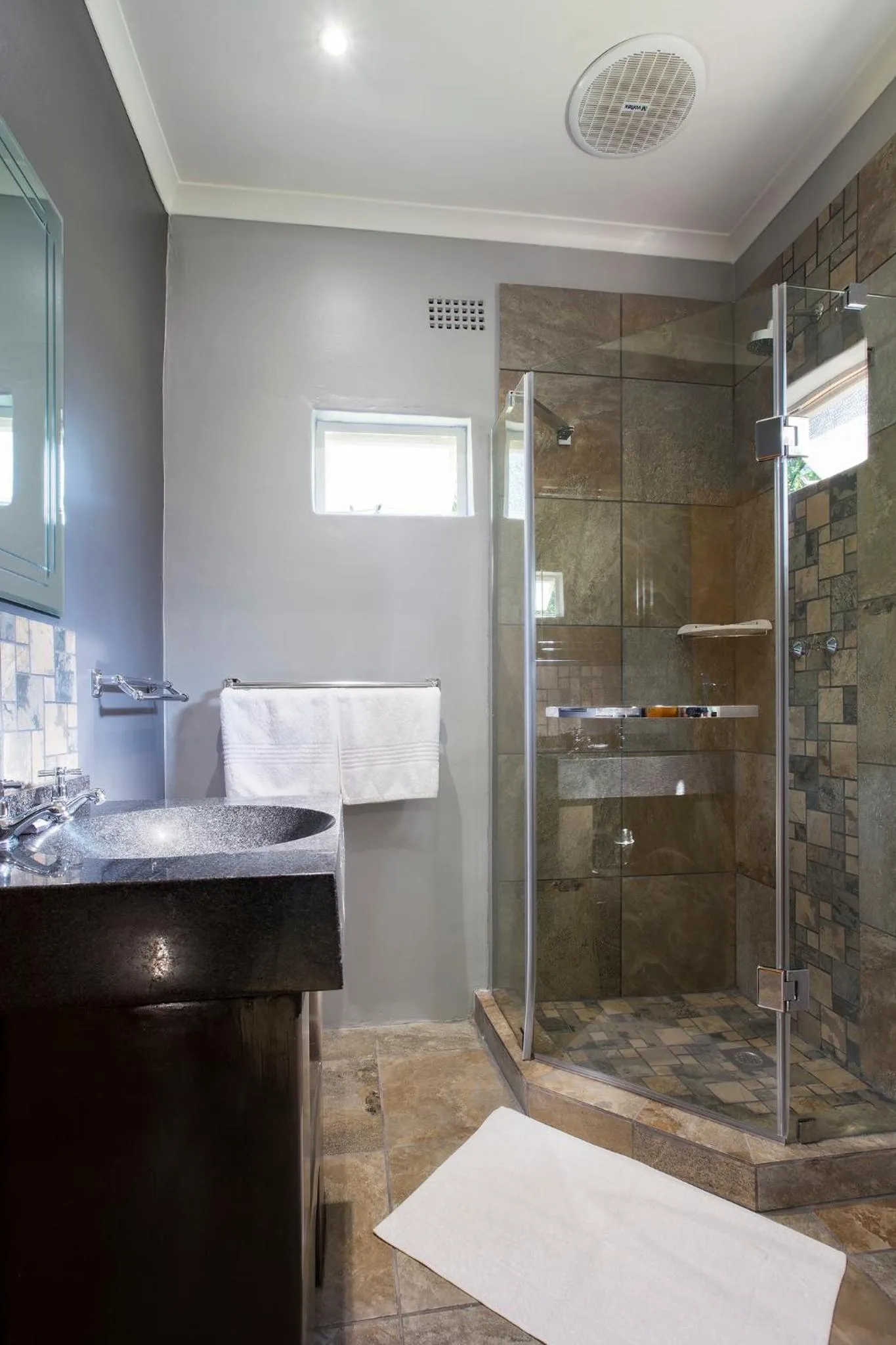 Bathroom in Merry Pebbles Resort