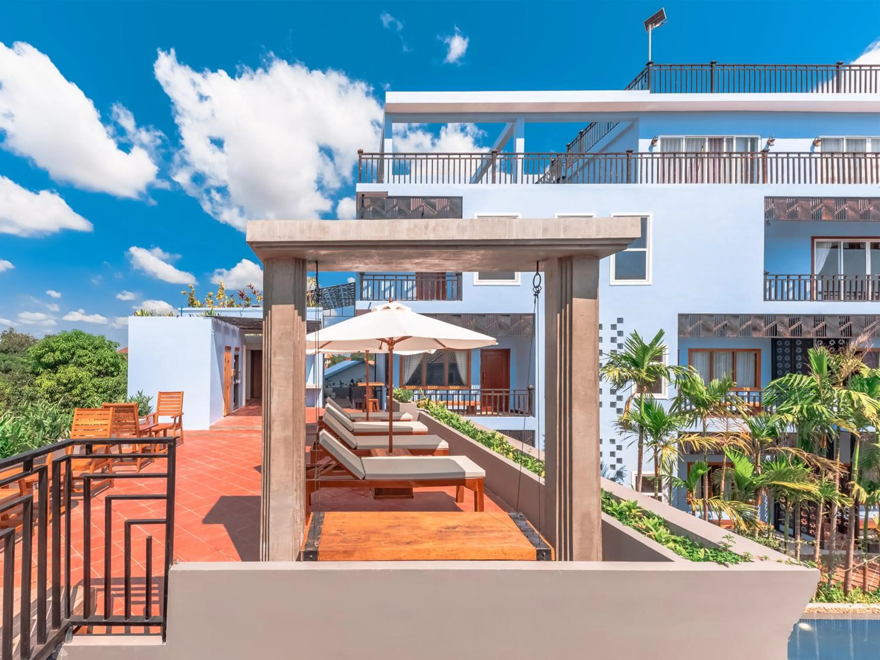 Property building in Cheata Residence