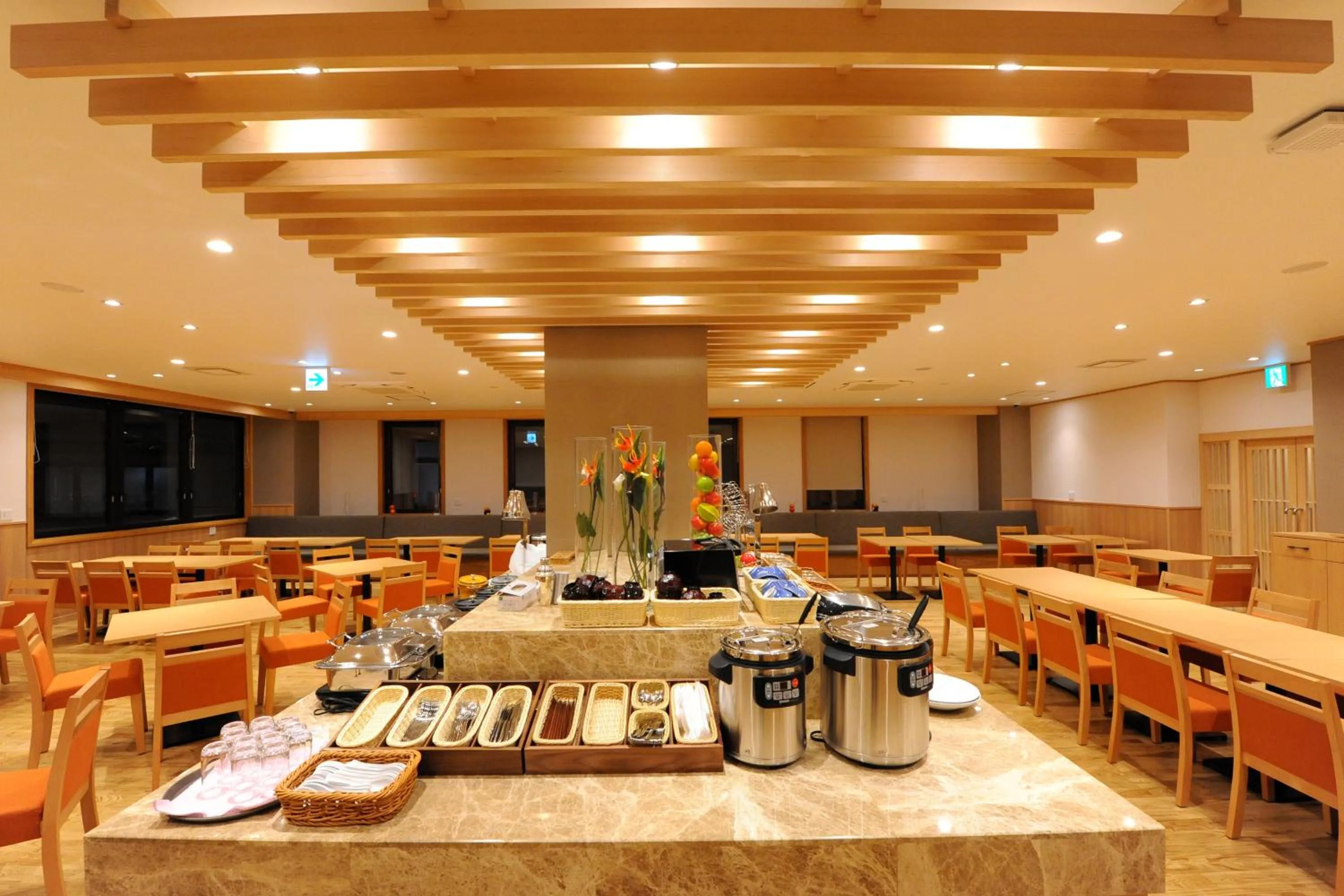Restaurant/places to eat in T Hotel Ryuoo