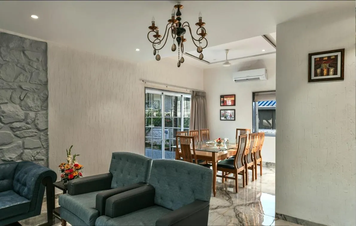 TV and multimedia in Meritas Countryside Resort Lonavala