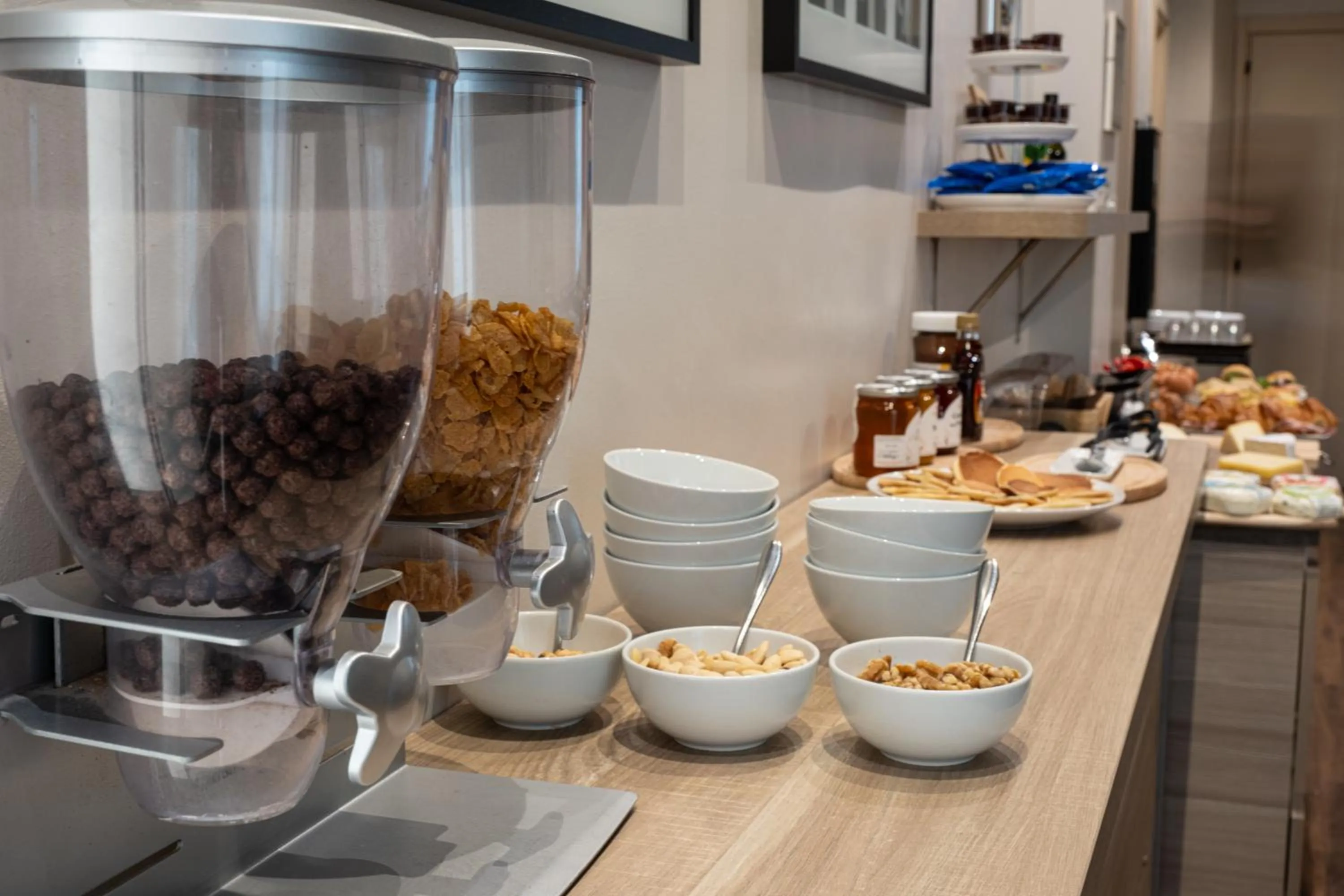 Buffet breakfast in Cuneo Hotel