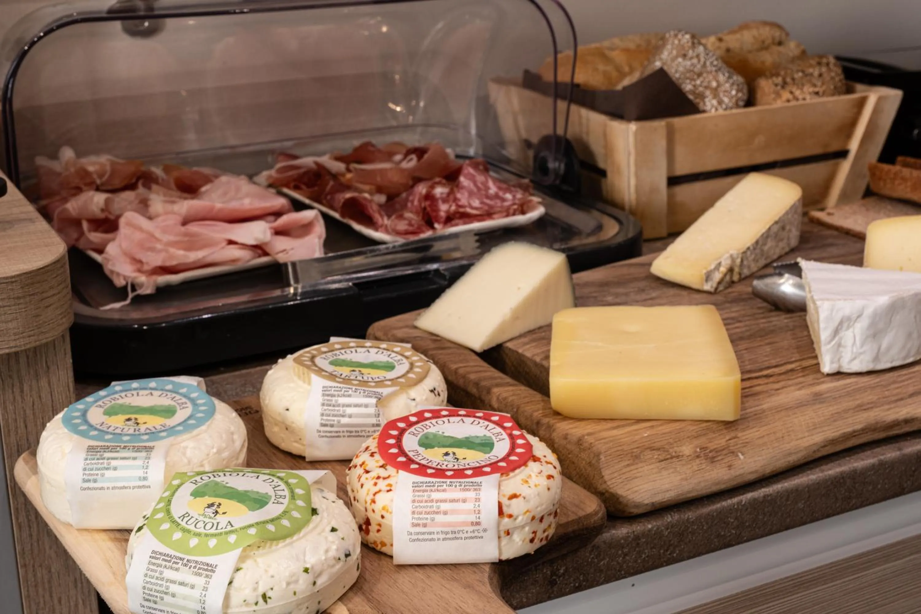 Buffet breakfast in Cuneo Hotel