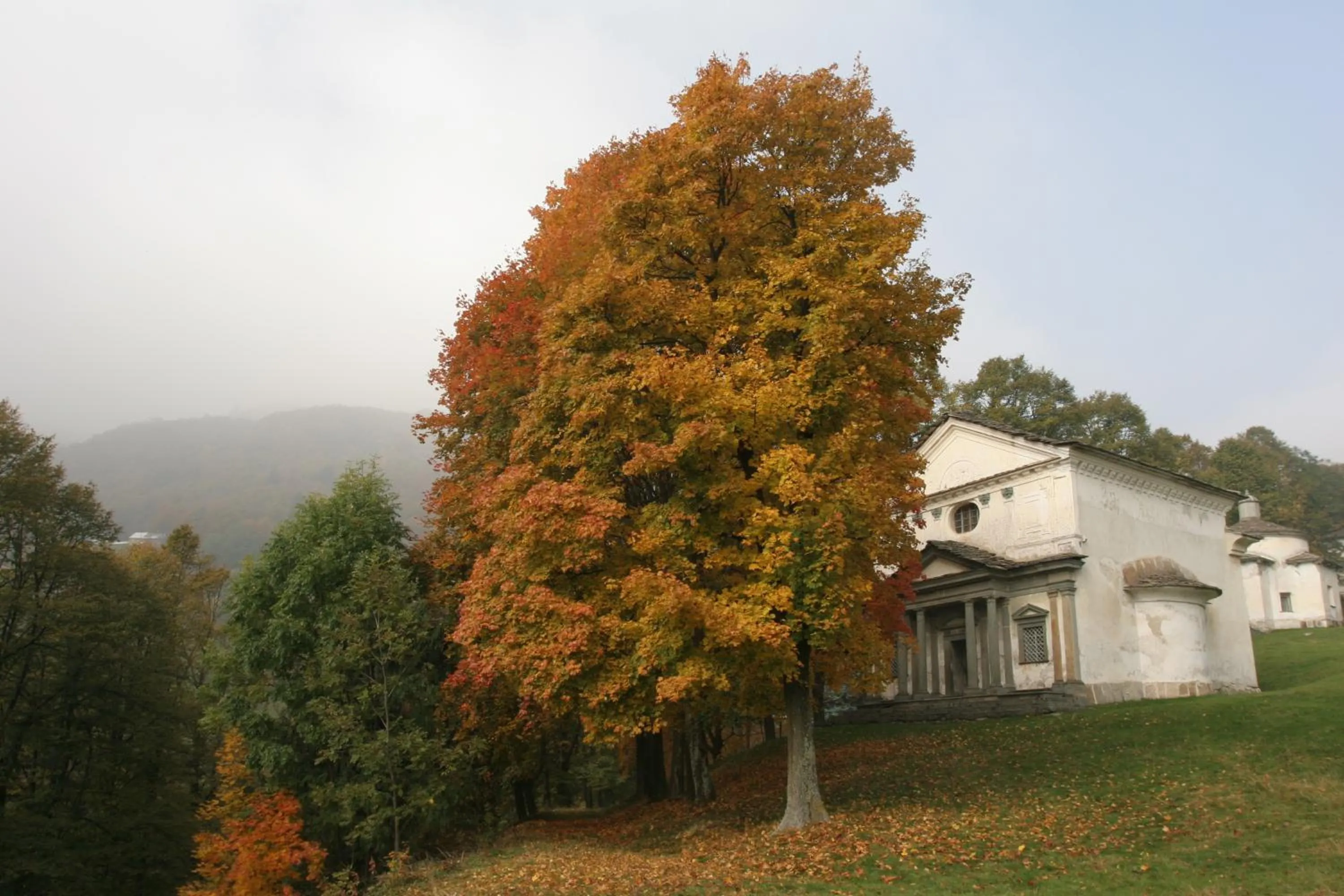 Property building in Santuario di Oropa