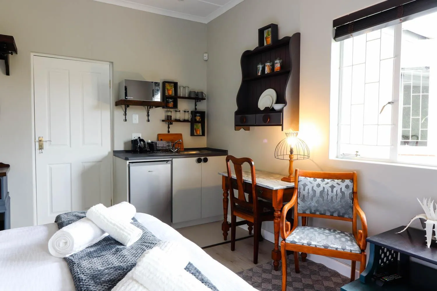 Kitchen or kitchenette in Arbour1 Guesthouse