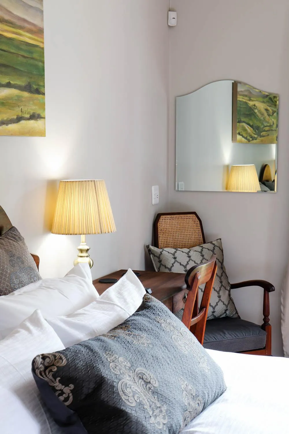 Bedroom, Bed in Arbour1 Guesthouse