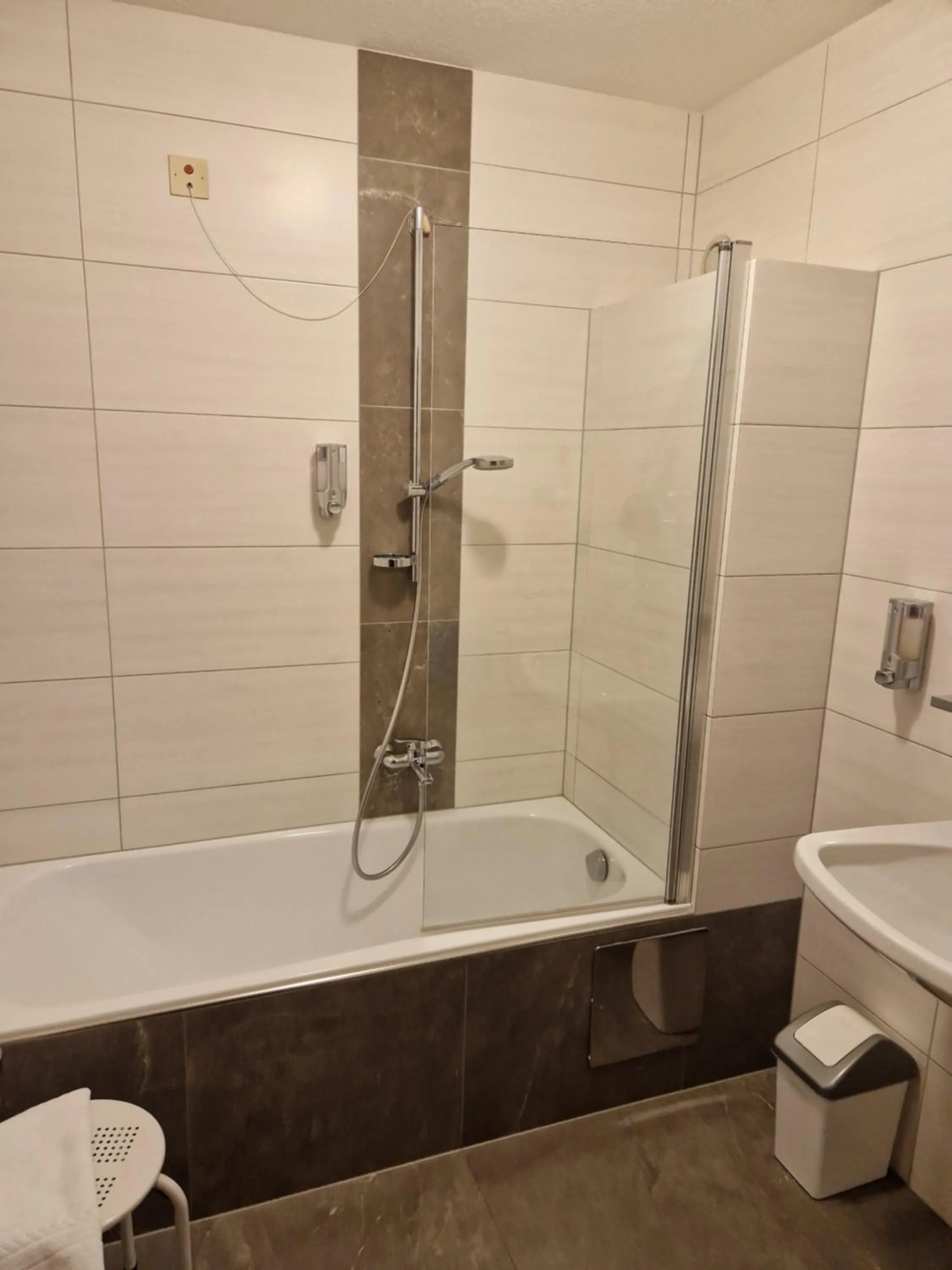 Shower in Dolomitenhotel Lienz