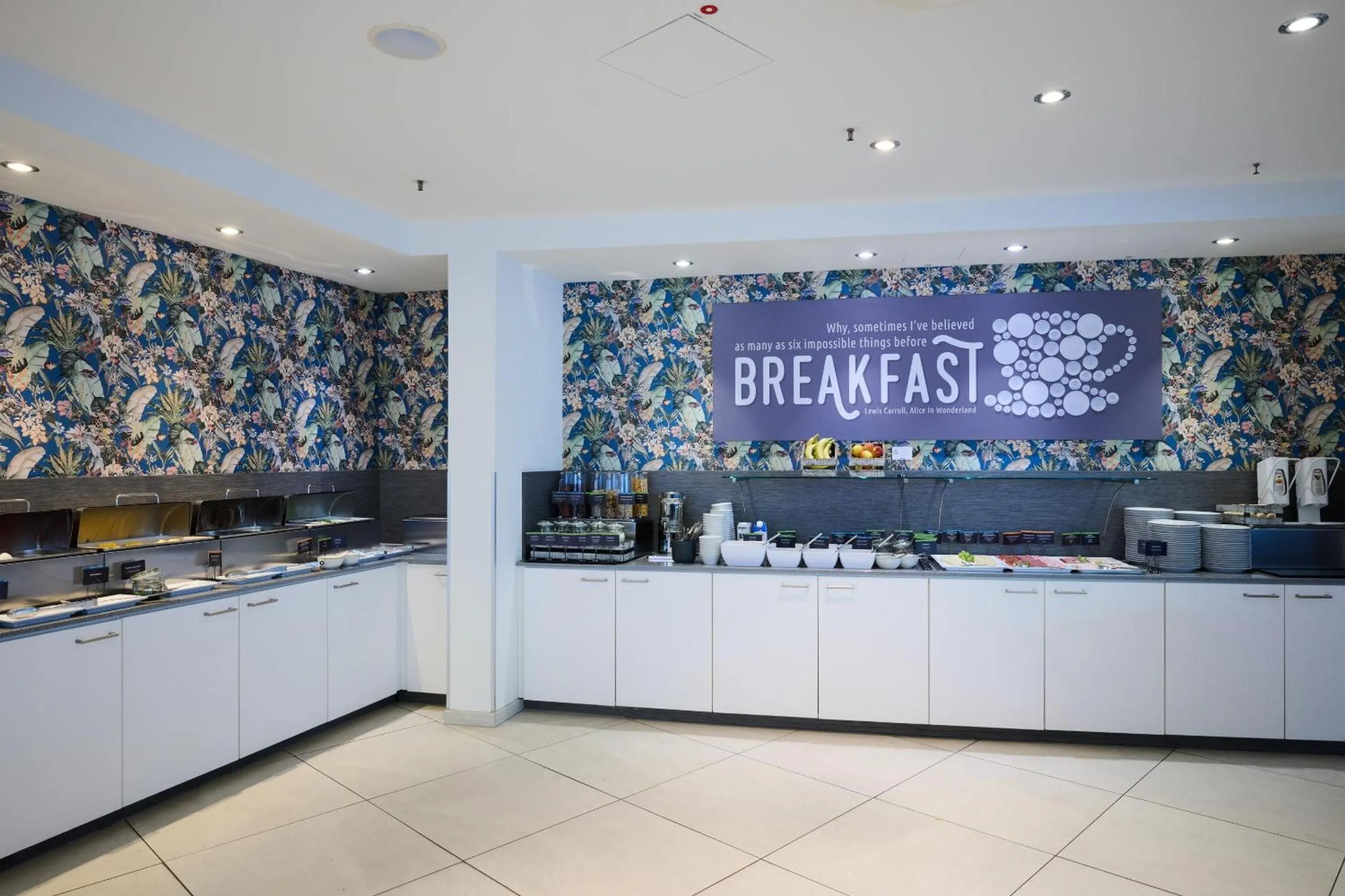 Breakfast in Premier Inn Würzburg