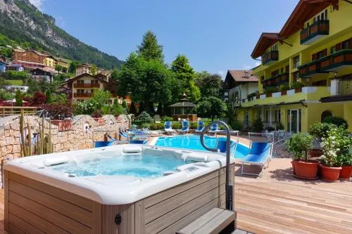 Alledolomiti Boutique Lake Hotel - Adults friendly