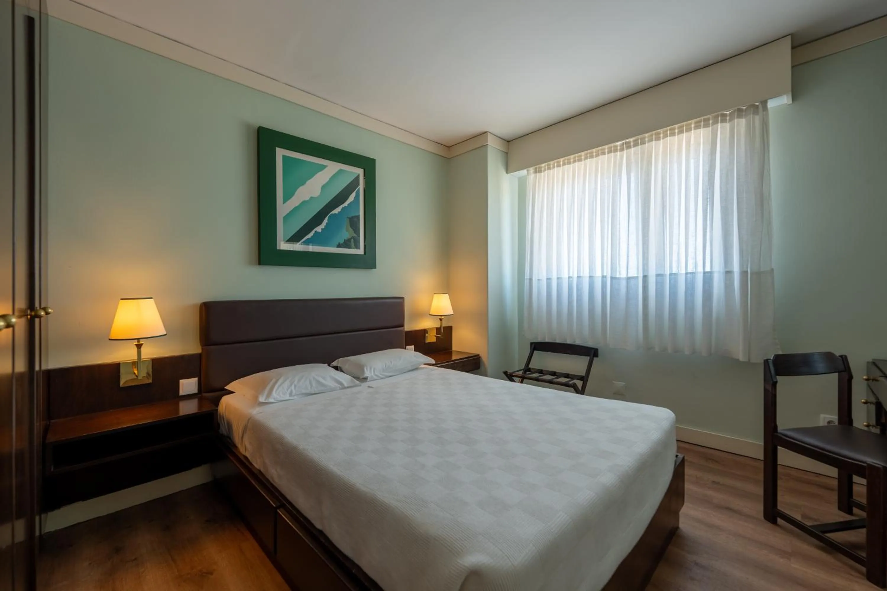 Bedroom, Bed in Hotel Apartamento Solverde