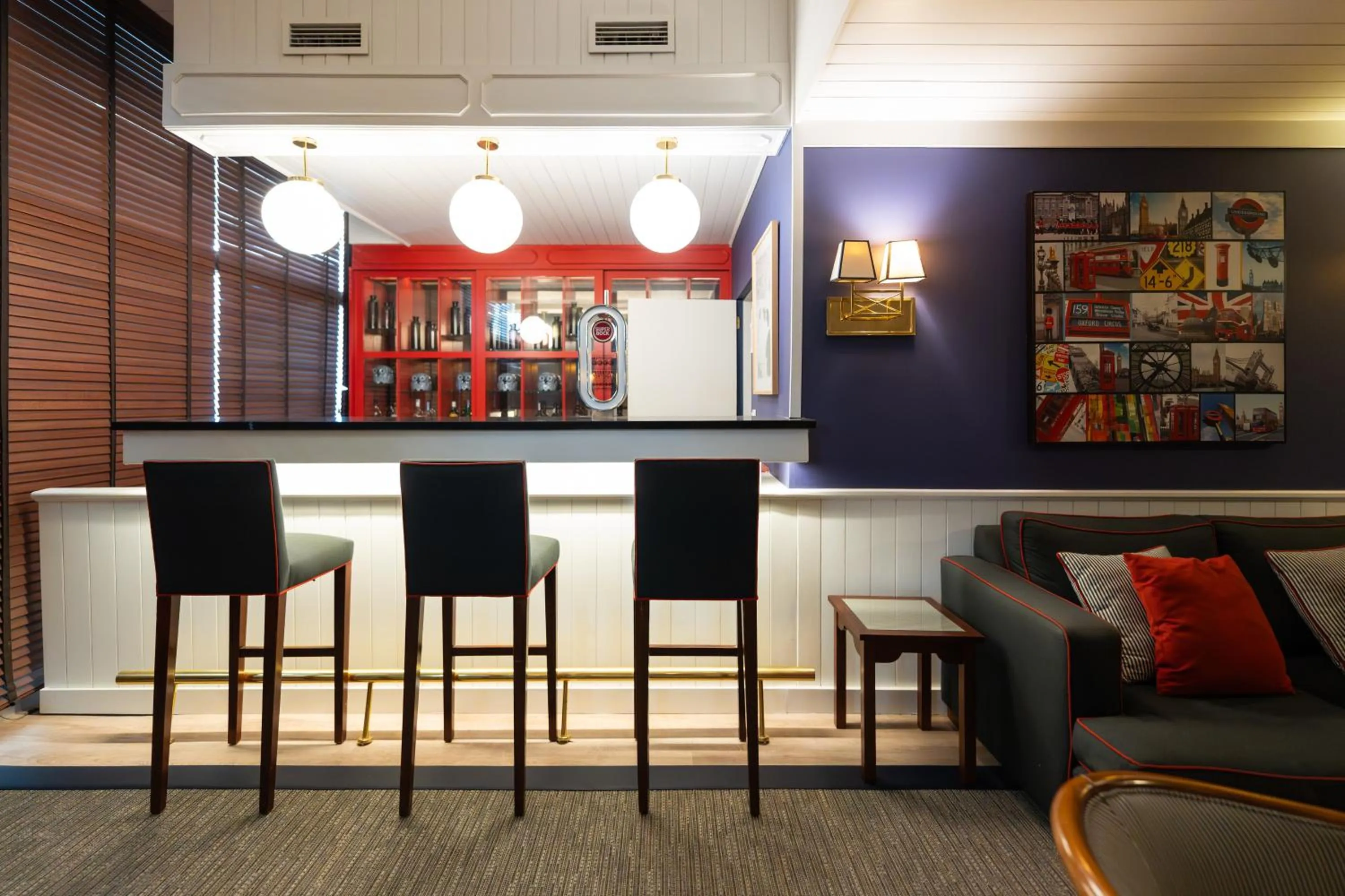 Lounge or bar in Hotel Apartamento Solverde