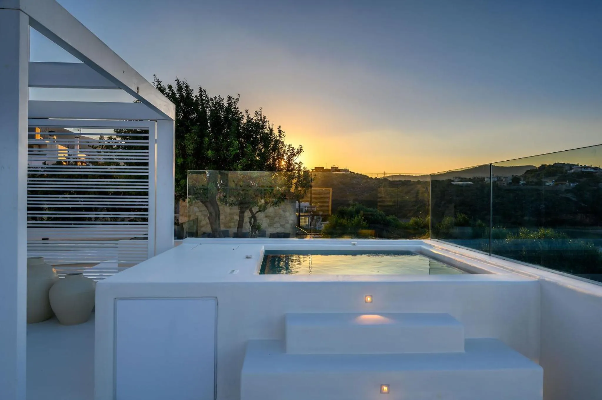 Hot Tub in The Island Concept Luxury Boutique Hotel Heated Pool