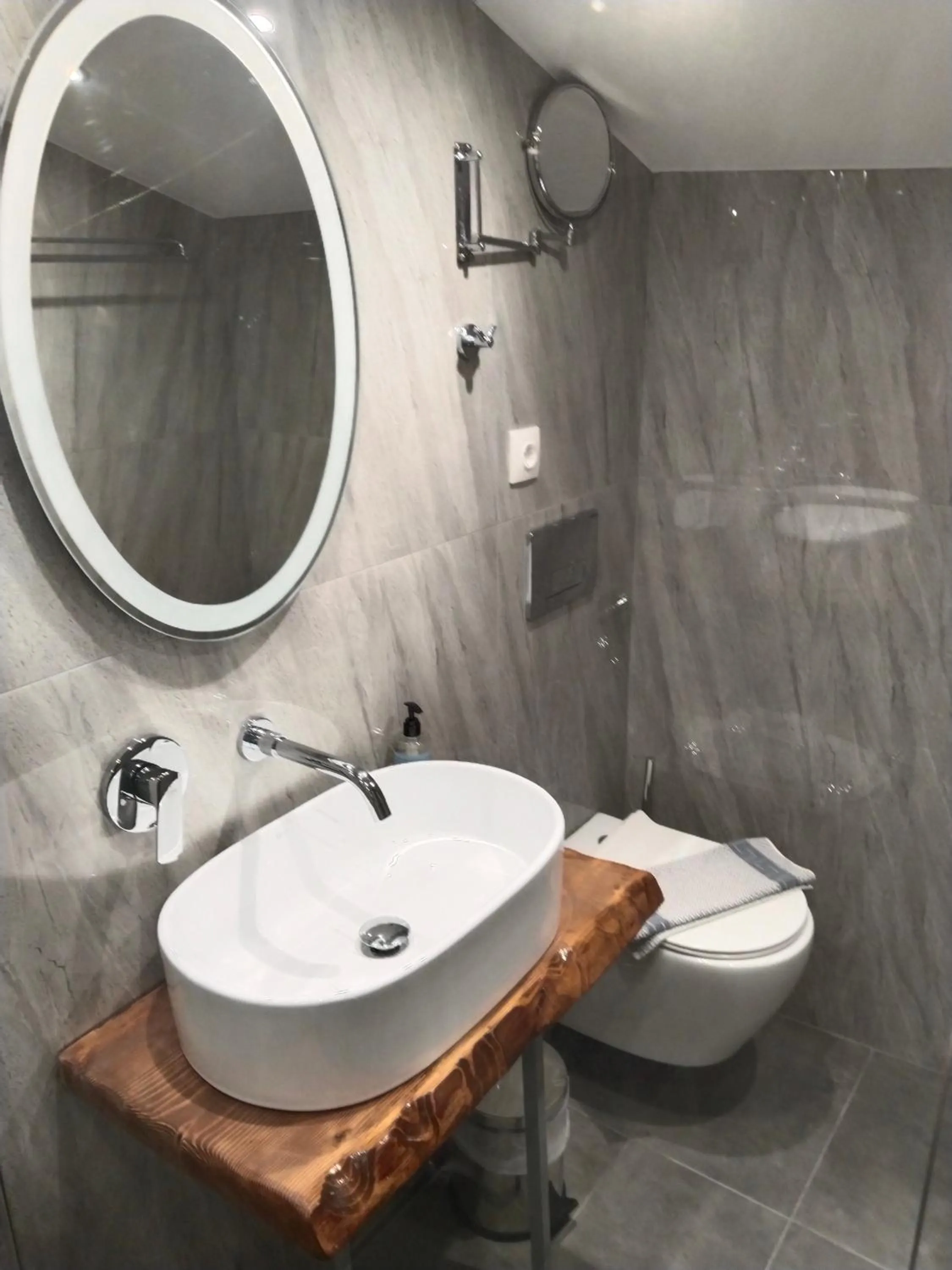 Toilet in Hotel Almira