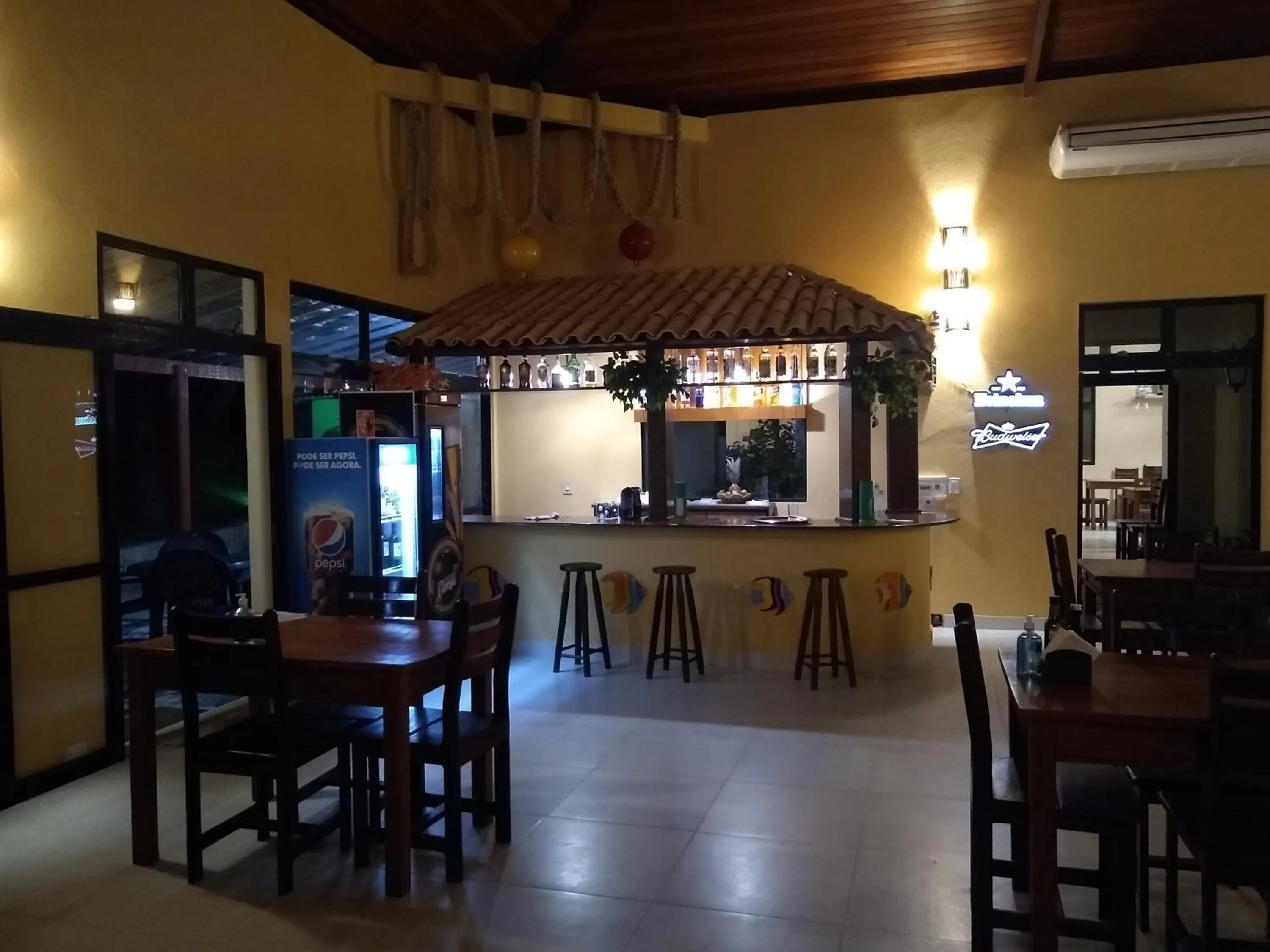 Restaurant/places to eat in Hotel Coco Beach