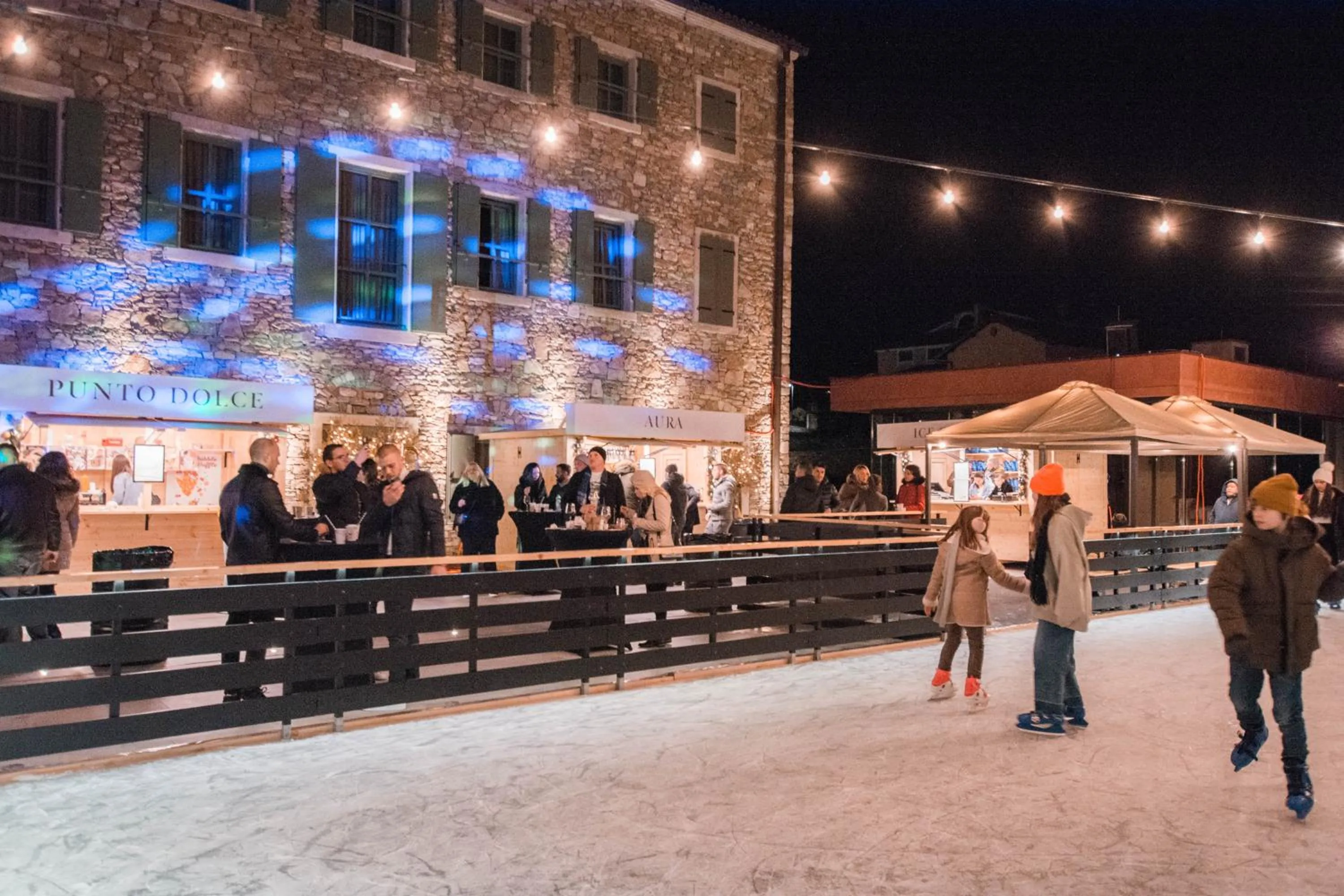 Property building in Winery & Design hotel ROXANICH