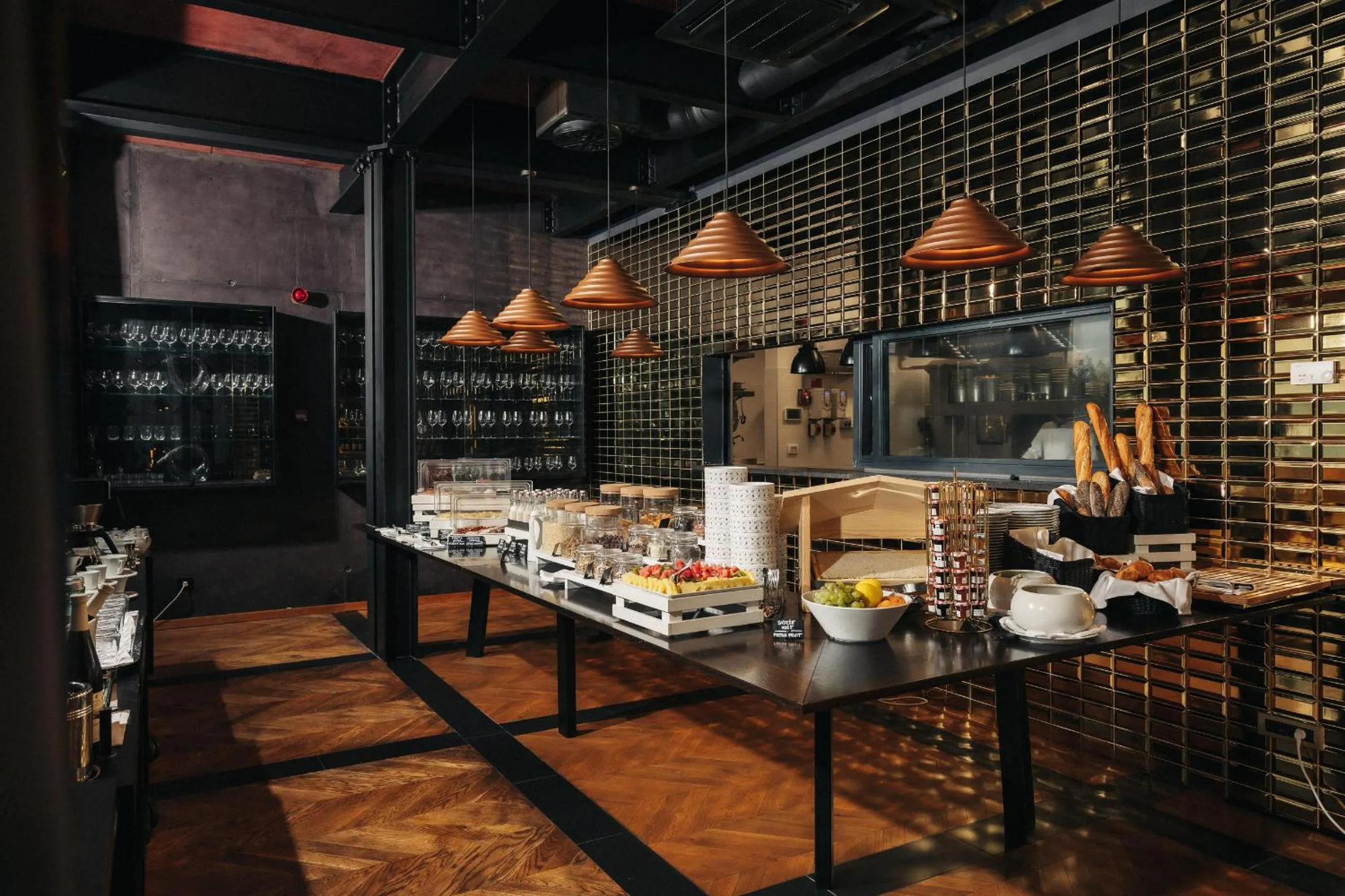 Breakfast in Winery & Design hotel ROXANICH