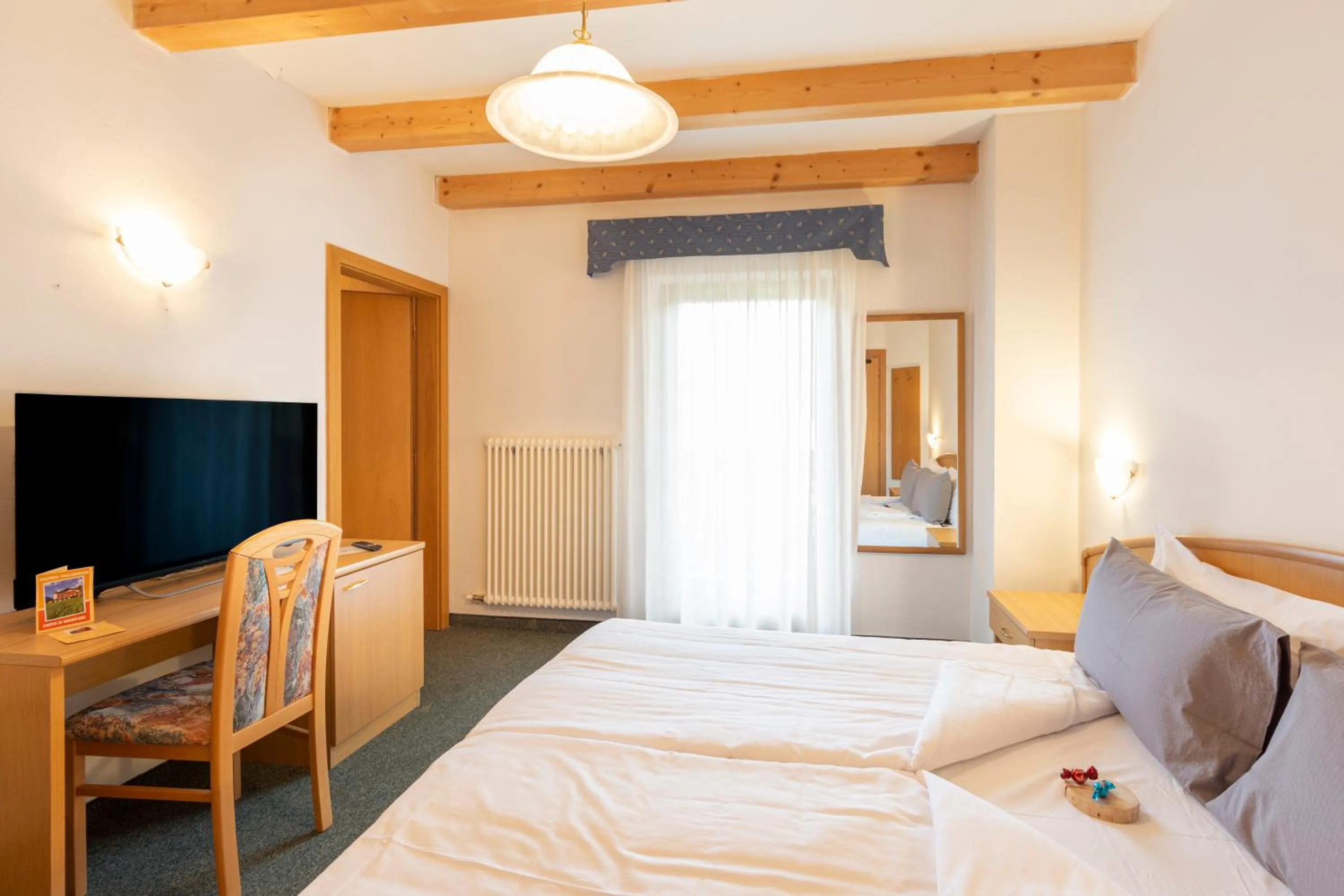 Bedroom, Bed in Hotel Valsorda