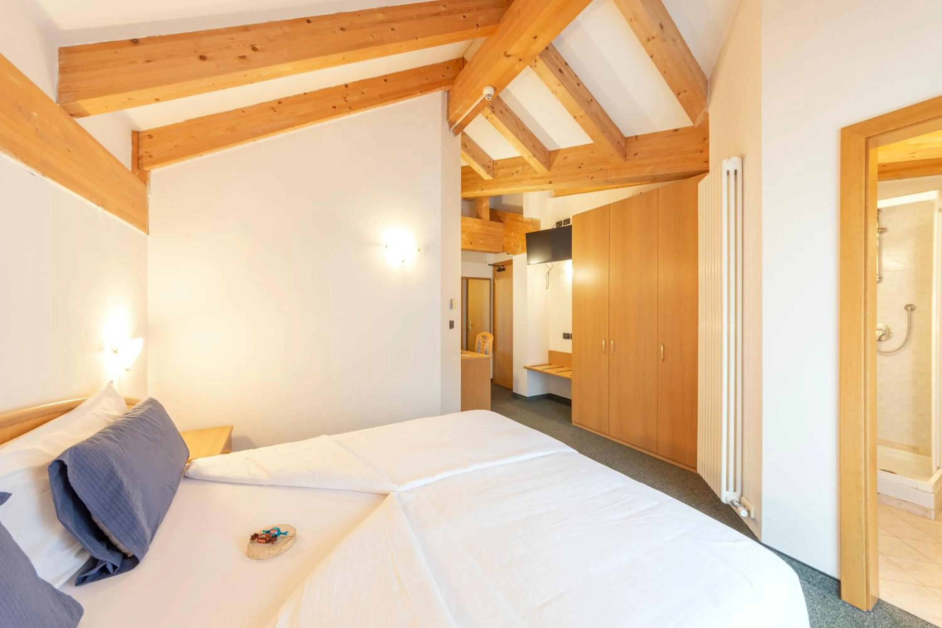 Bedroom, Bed in Hotel Valsorda