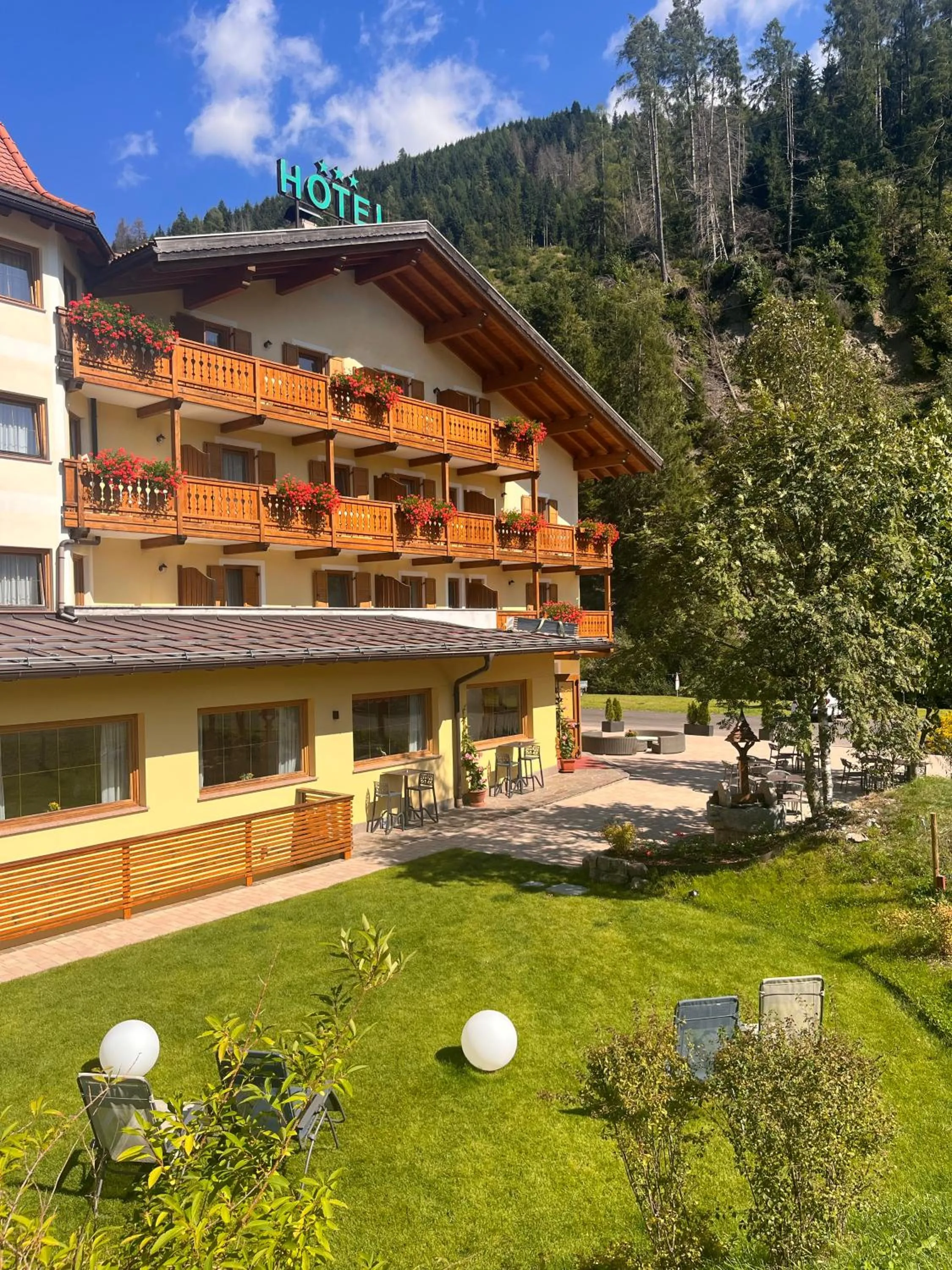 Property building in Hotel Valsorda