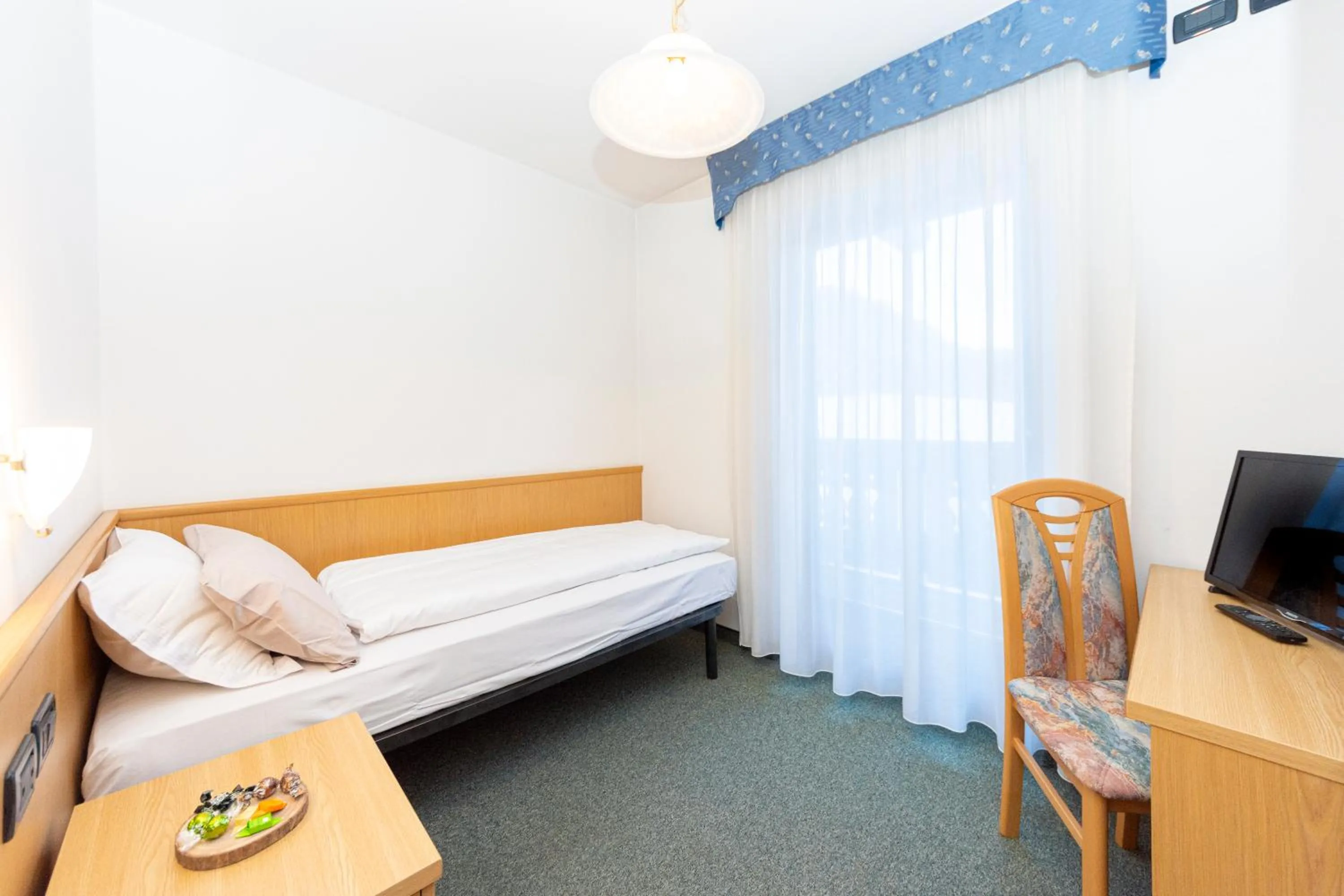 Bedroom, Bed in Hotel Valsorda