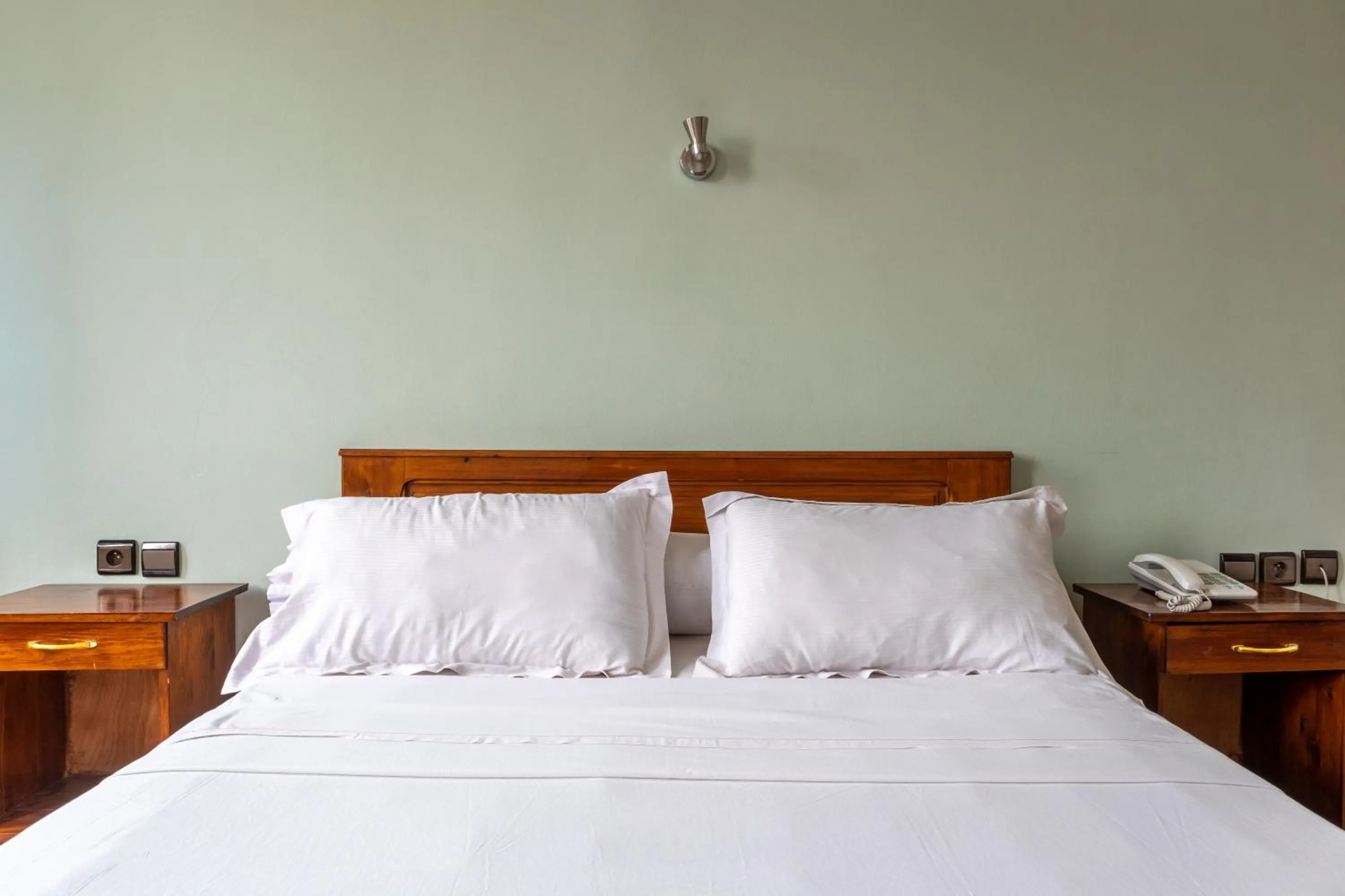 Bed in Hotel Saint Antoine