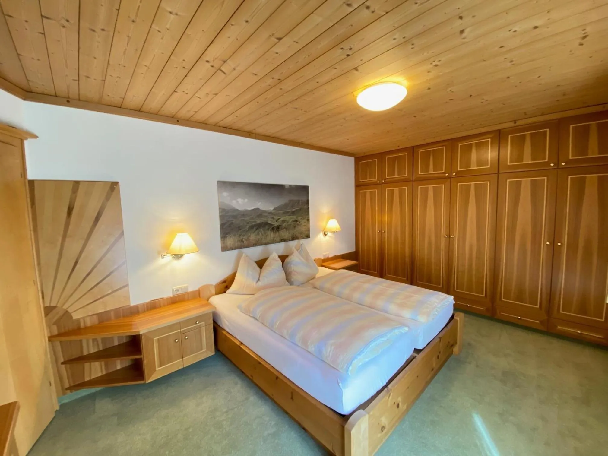 Photo of the whole room, Bed in Pension Gabi