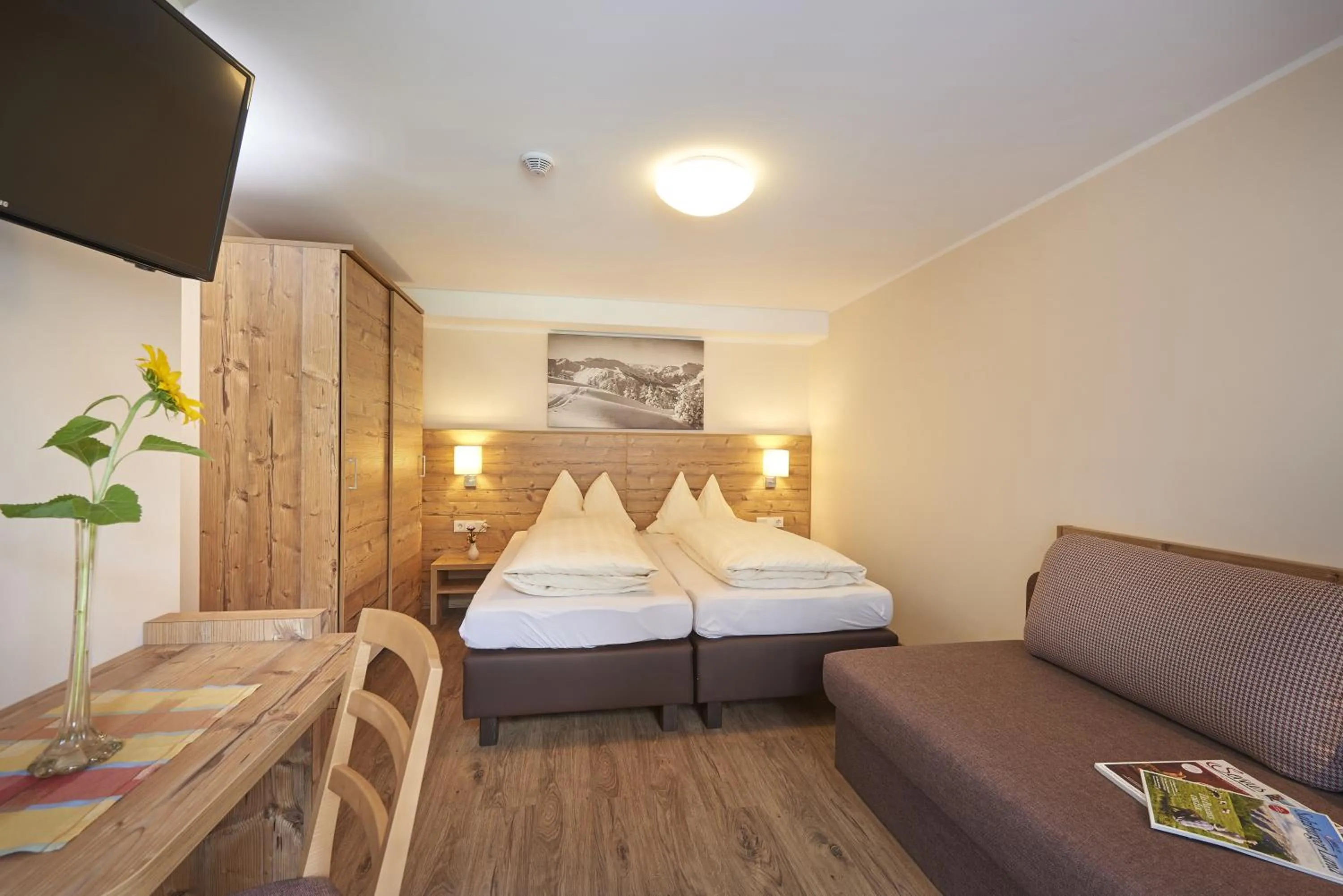 Bedroom, Bed in Pension Gabi