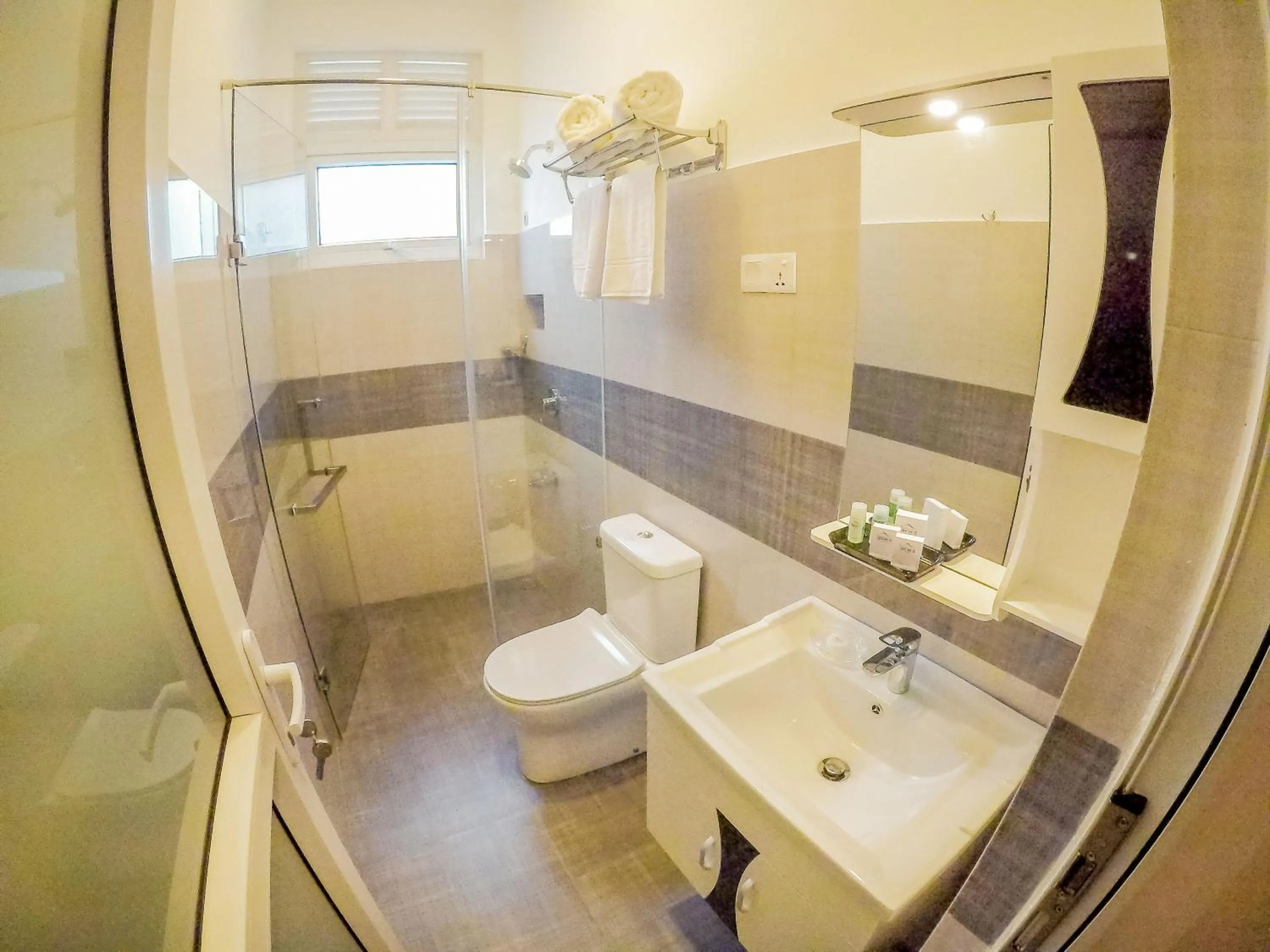 Bathroom in Shamaz Galle