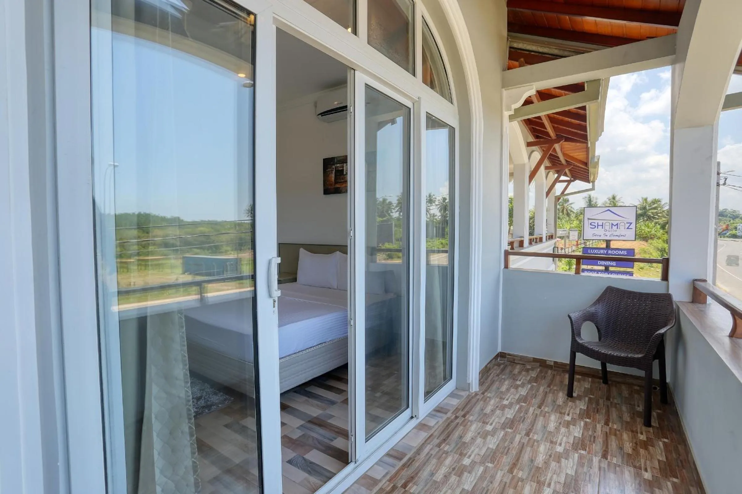 Balcony/Terrace in Shamaz Galle