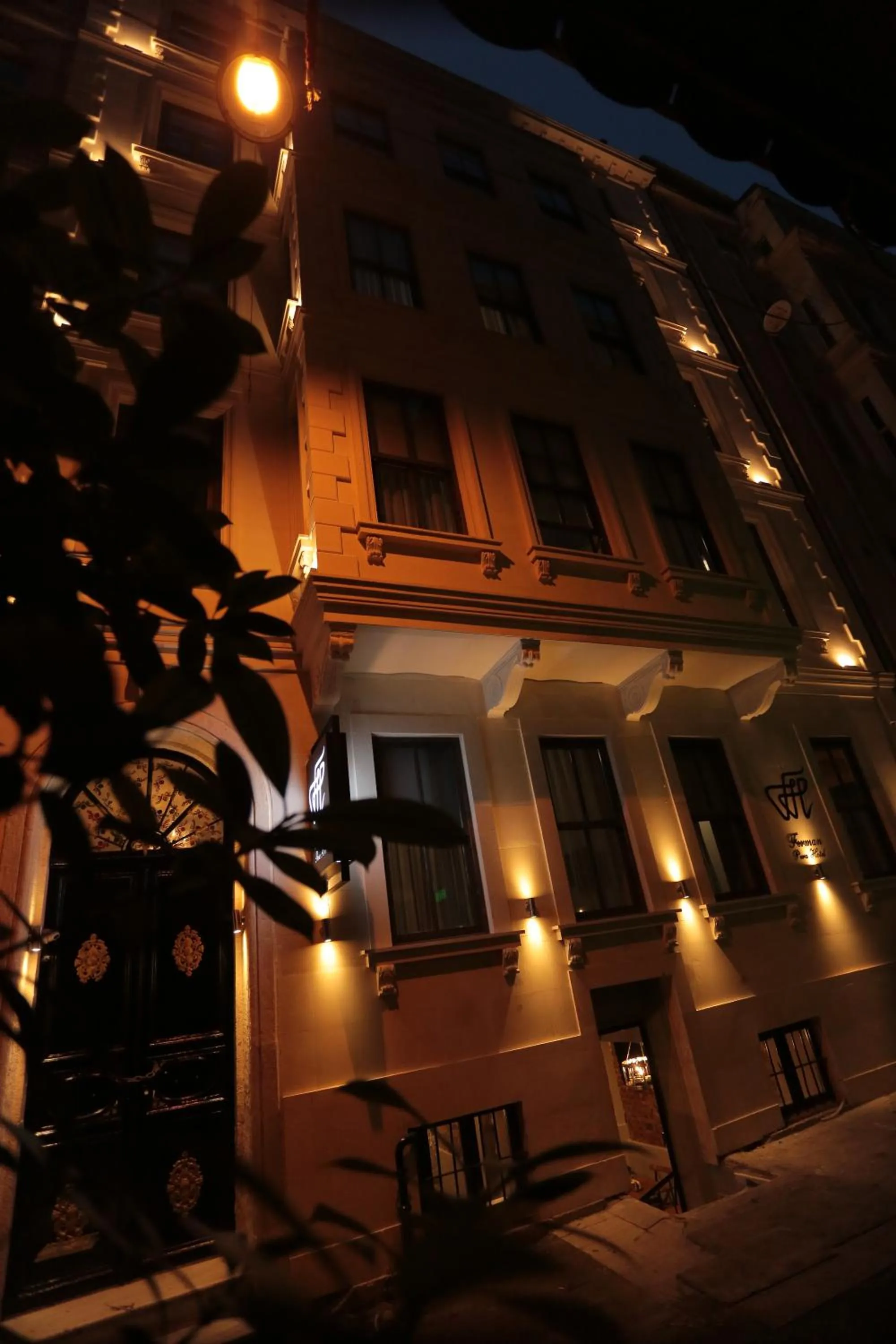 Property building in Ferman Pera Hotel