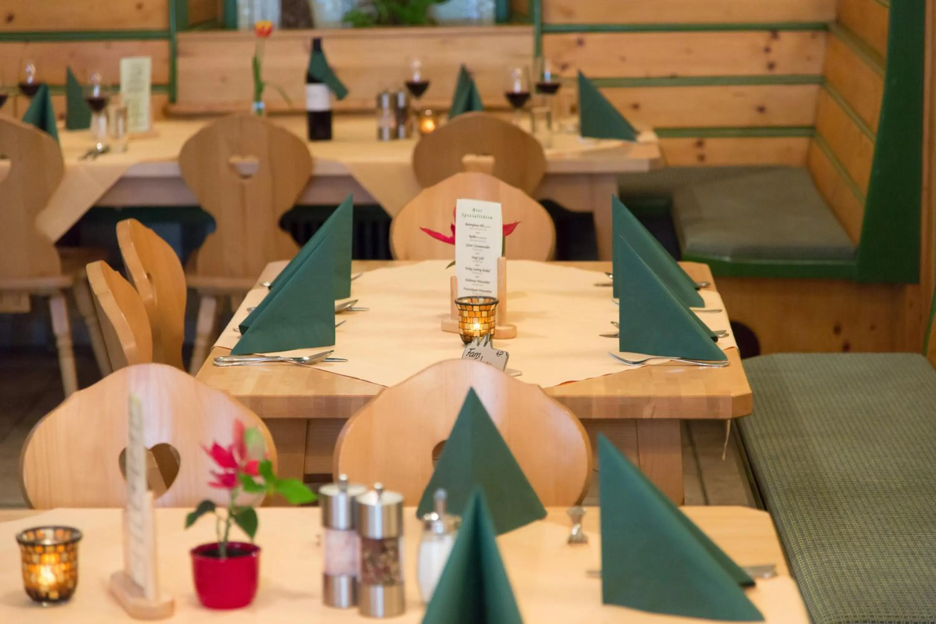 Restaurant/places to eat in Hotel zum Kirchenwirt Mariazell