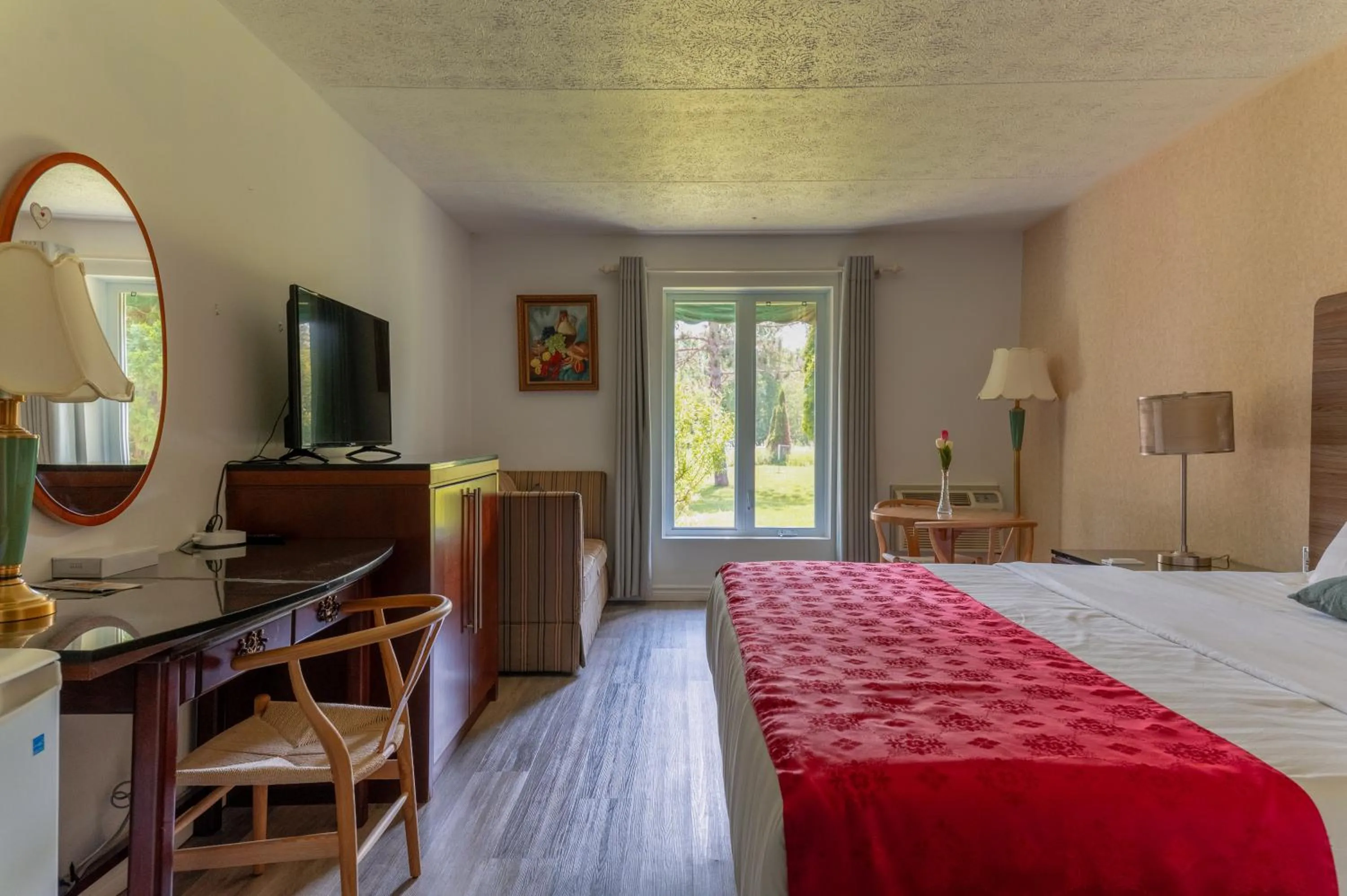 Bed in Hotel Cowansville