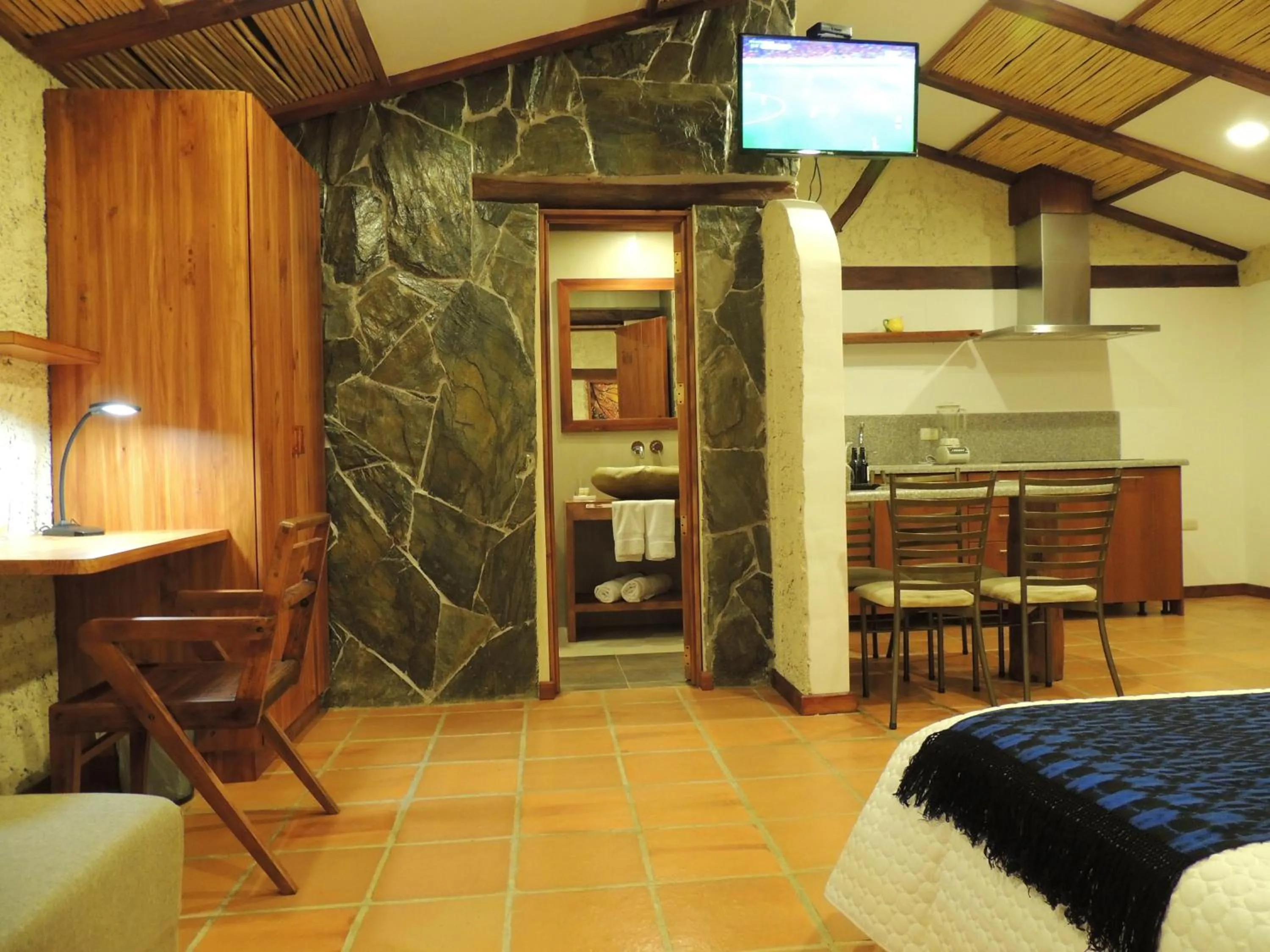 Killary Lodge & Glamping