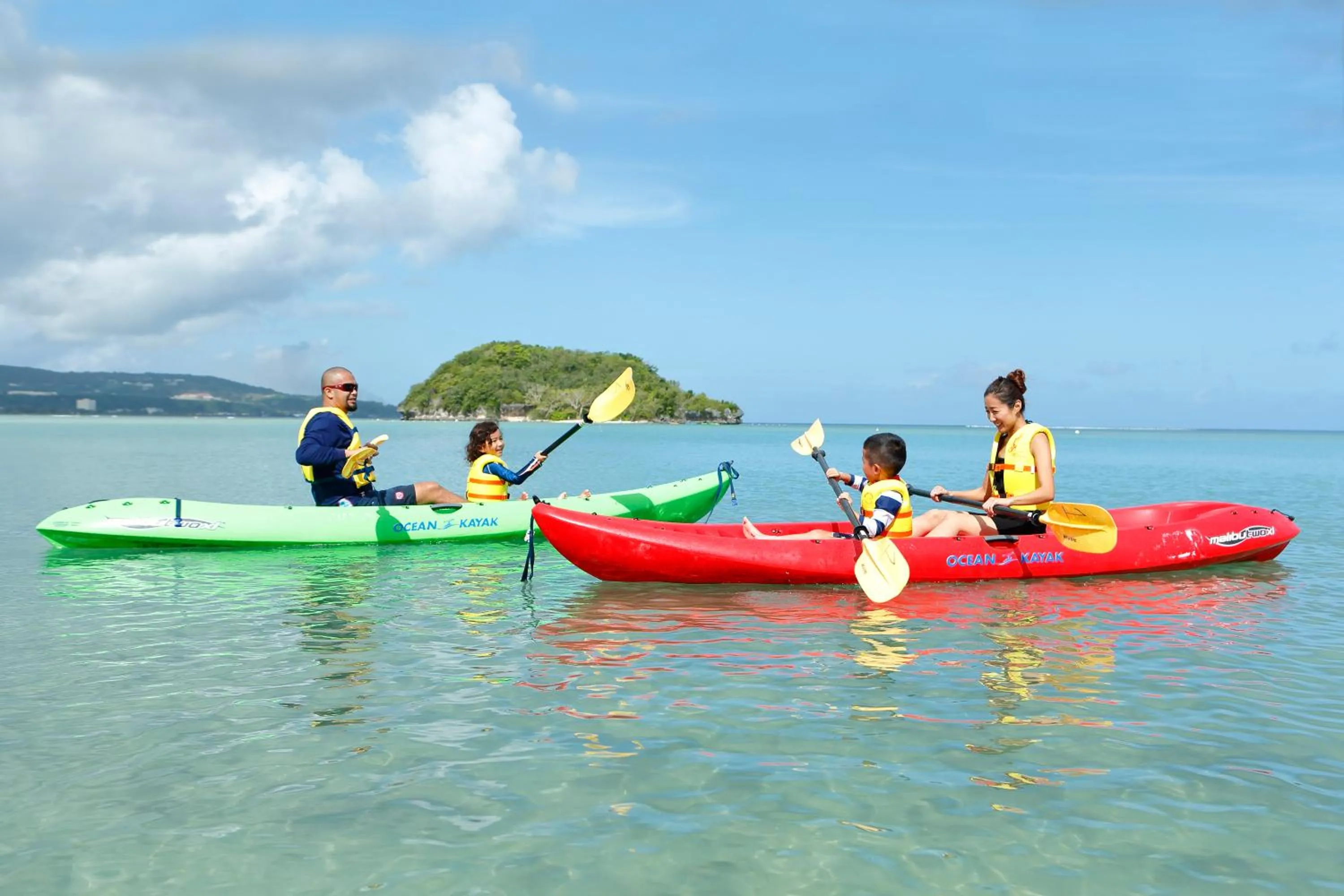 Canoeing in Hoshino Resorts RISONARE Guam
