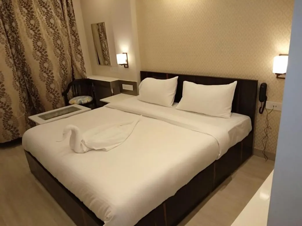 Bed in Hotel Varanasi Heritage