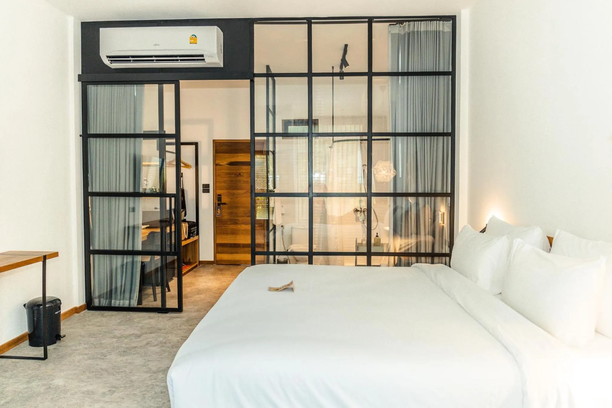 Bedroom, Bed in Baan Ploy Sea