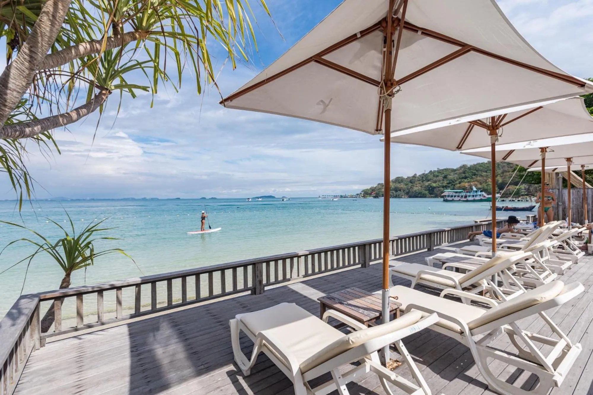 Property building in Baan Ploy Sea