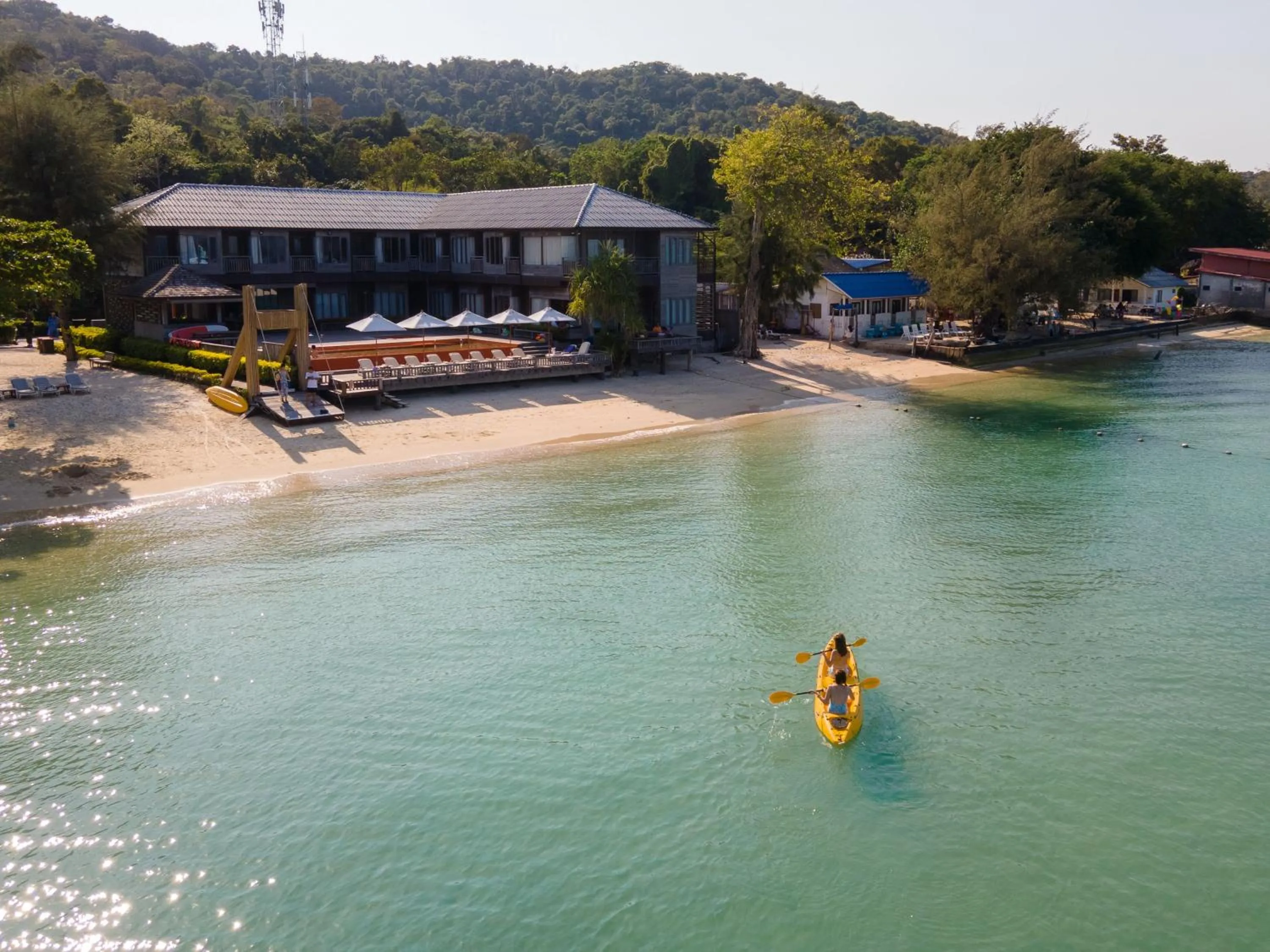 Activities in Baan Ploy Sea