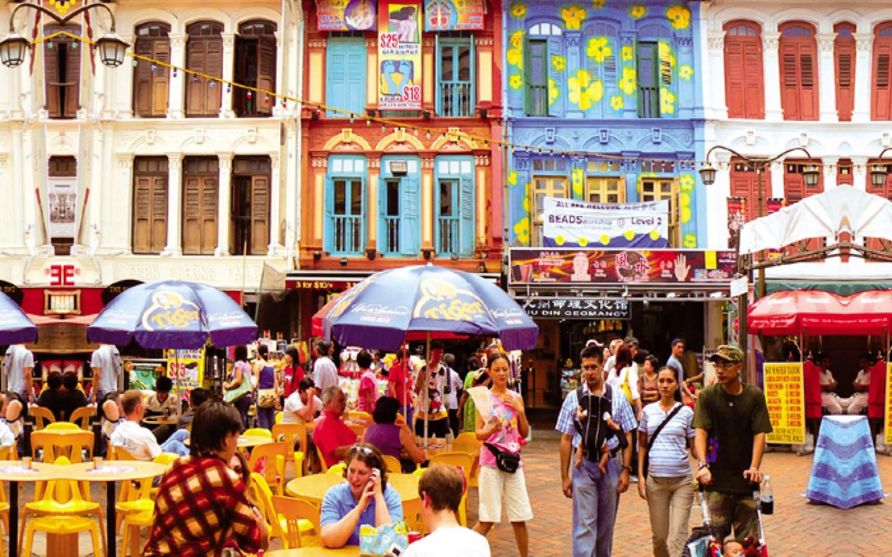 Neighbourhood in CUBE Family Boutique Capsule Hotel at Chinatown