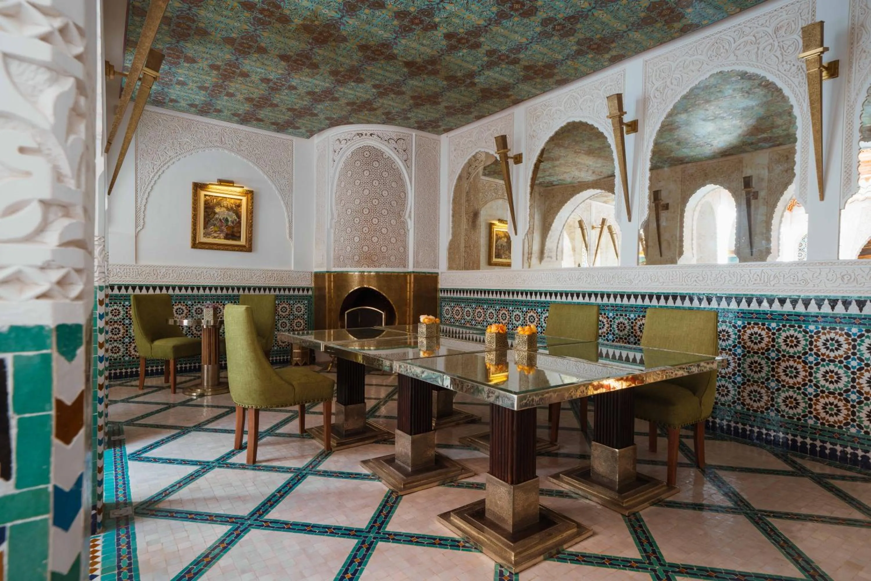 Dining area in Elegancia Riad Boutique & SPA