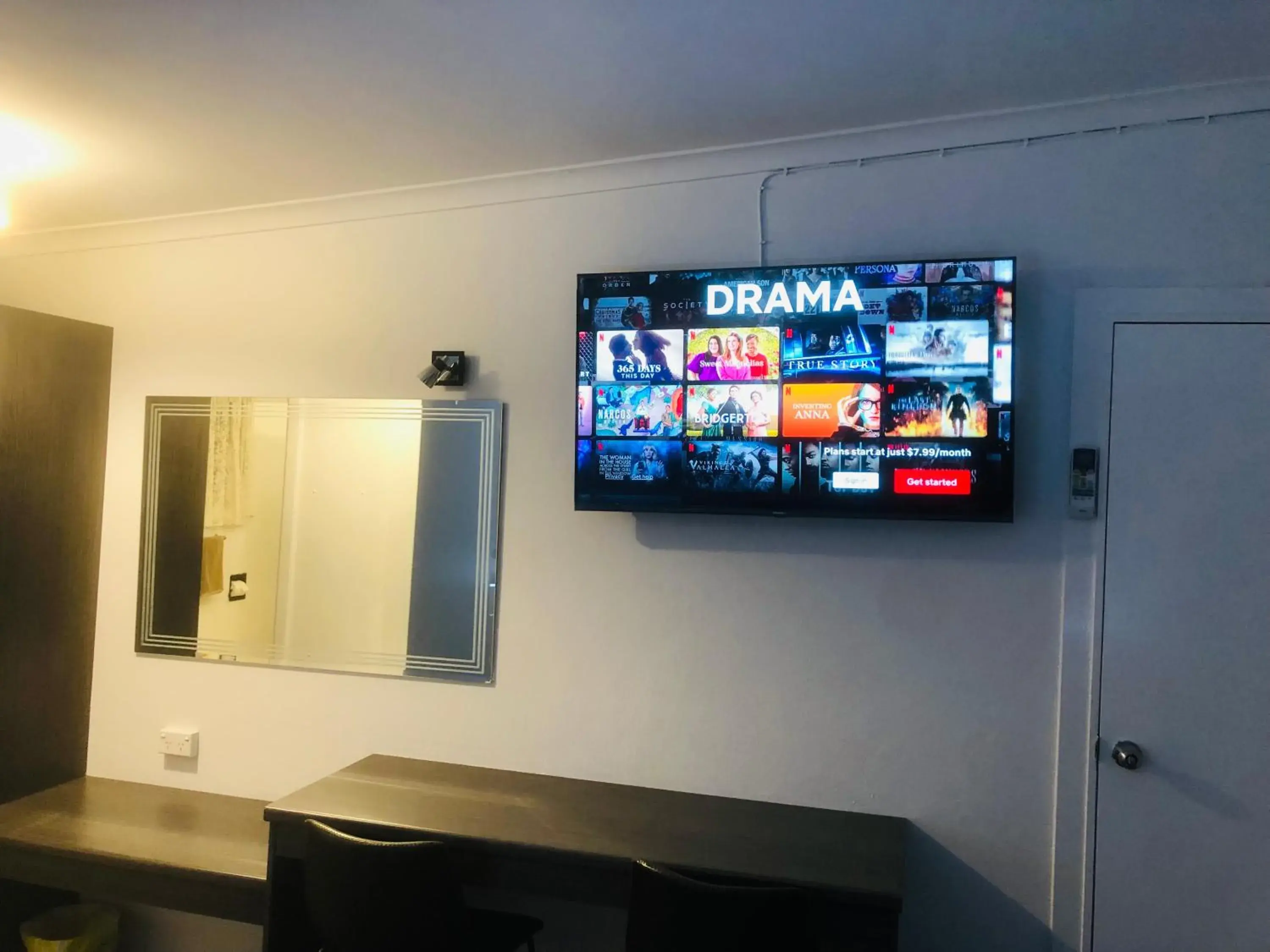 Twin Room in Parkway Motel Twin Room in Parkway Motel