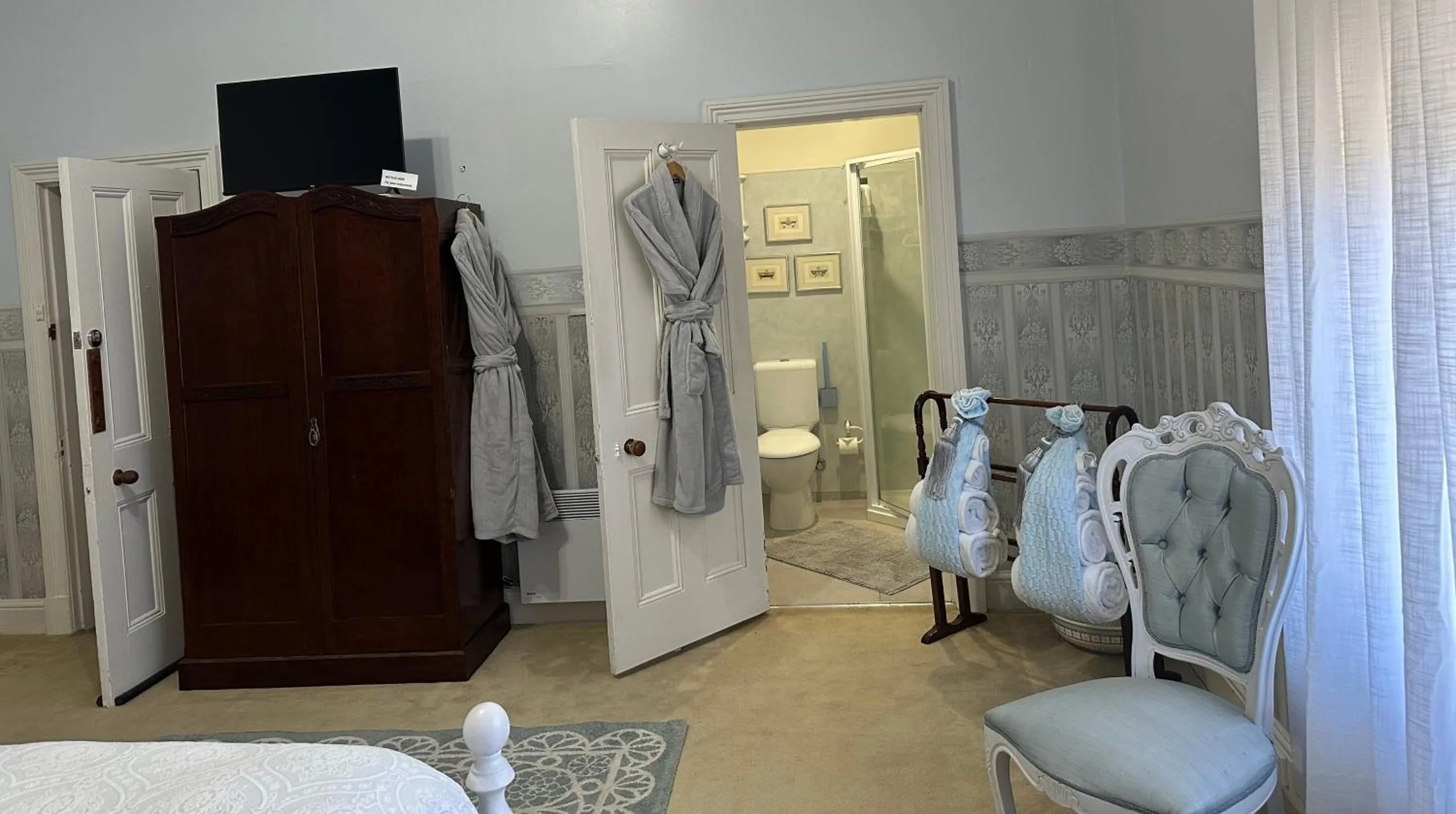 Bed in Penghana Bed and Breakfast