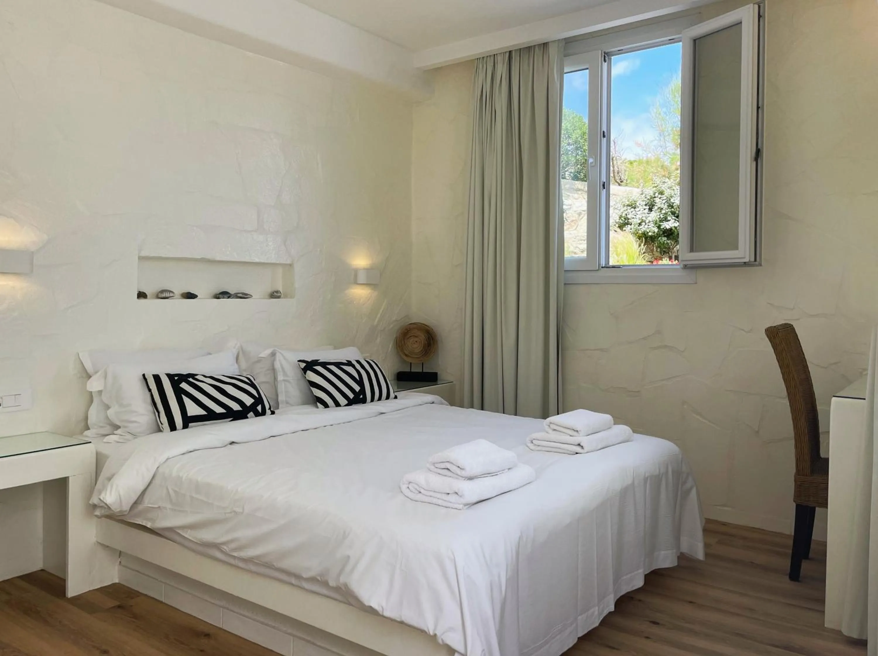 Bedroom, Bed in Adonis Hotel Studios & Apartments