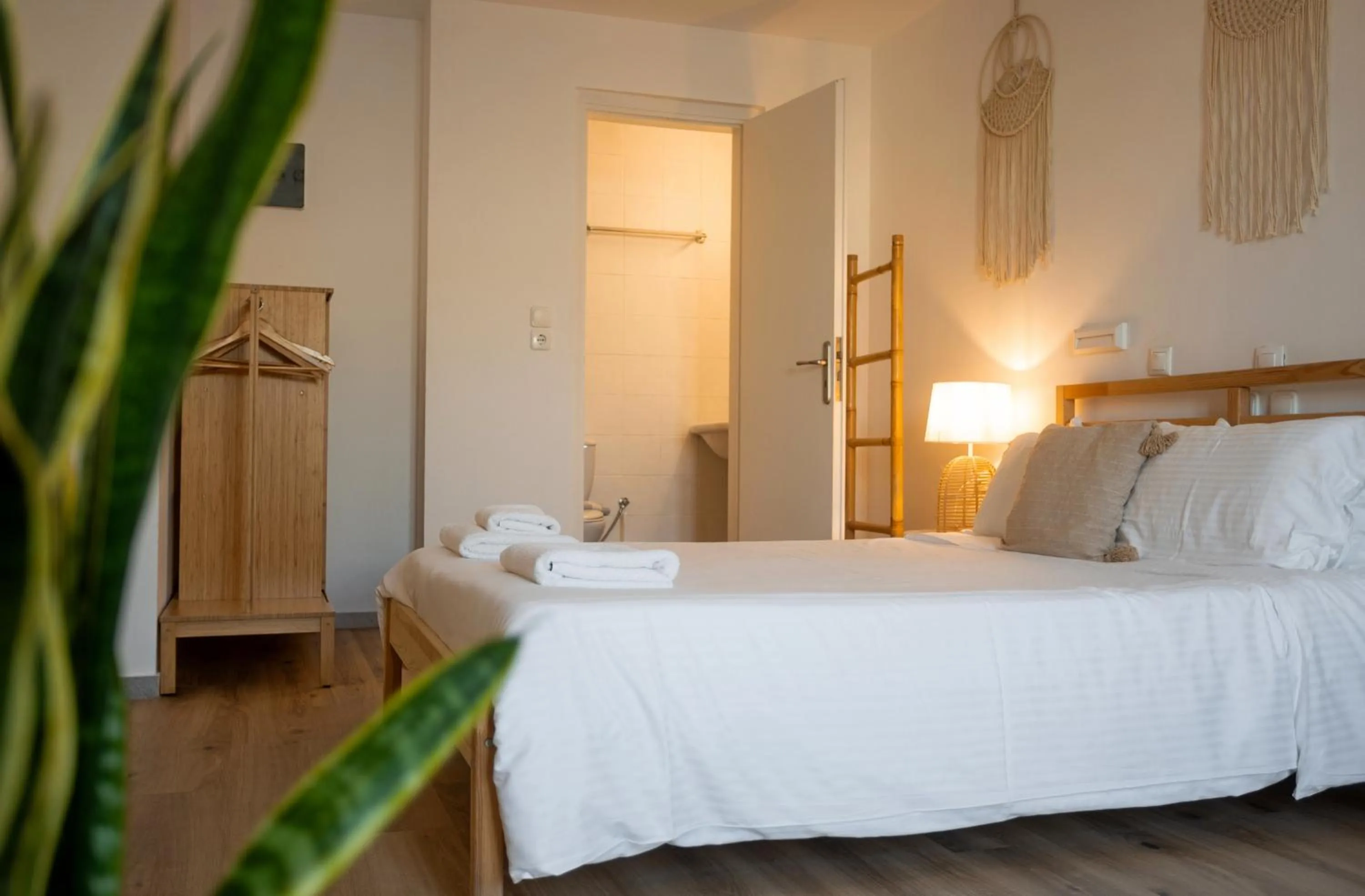 Bathroom, Bed in Adonis Hotel Studios & Apartments