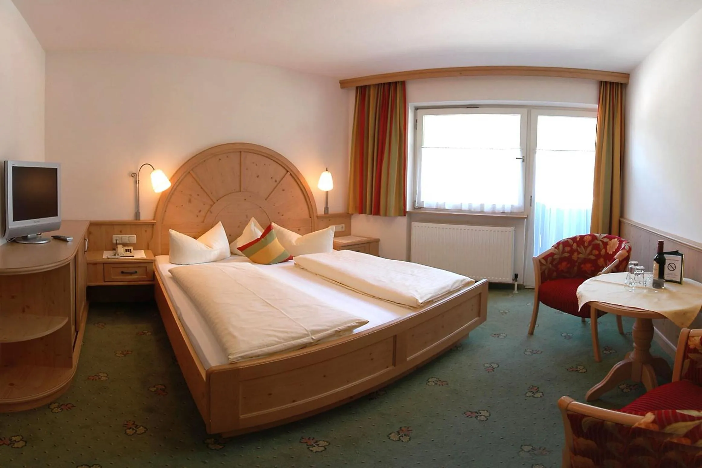 Photo of the whole room, Bed in Appart & Hotel Garni Villa Knauer
