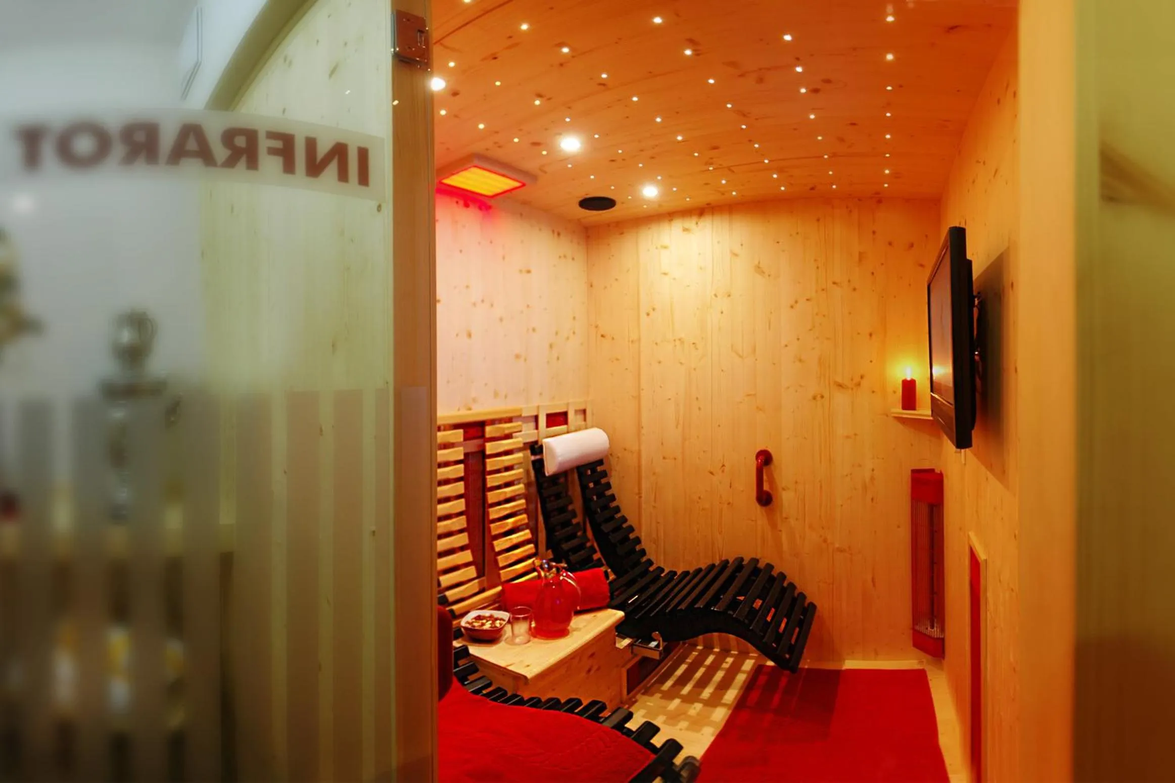 Spa and wellness centre/facilities in Appart & Hotel Garni Villa Knauer