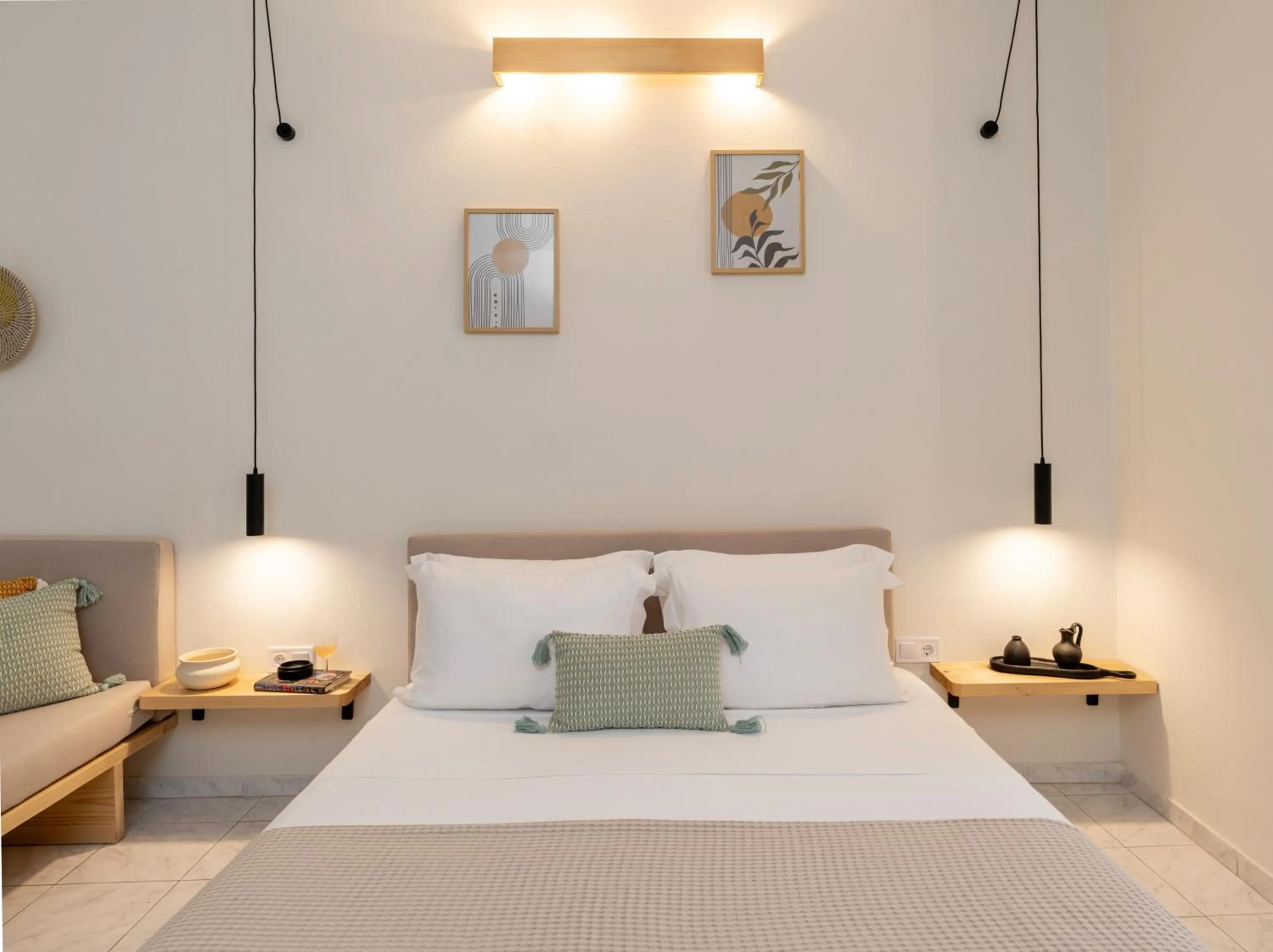 Bed in Capella Skiathos, Town